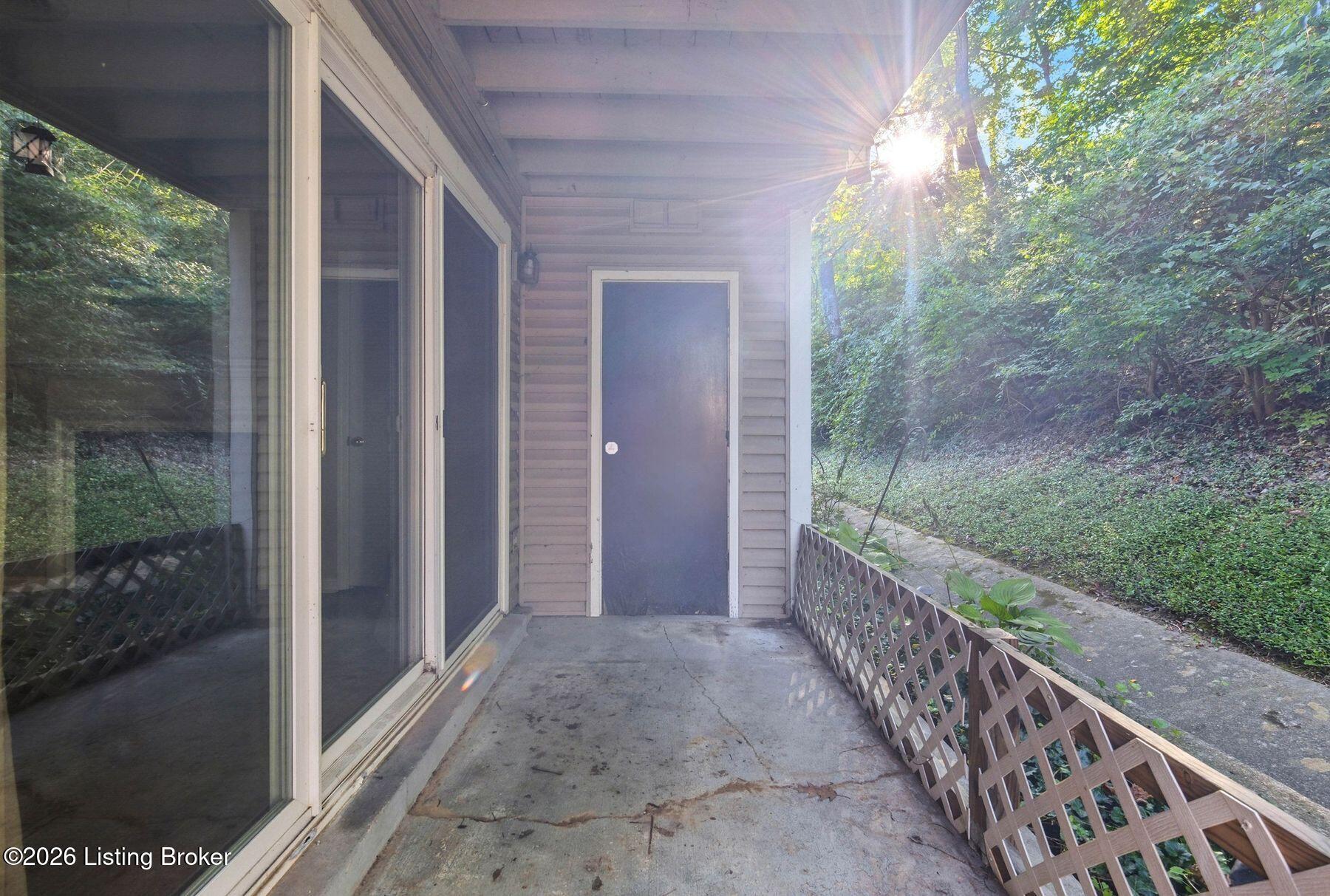 410 Mockingbird Valley Rd 4