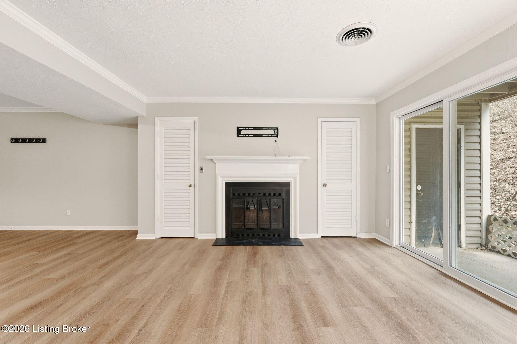 410 Mockingbird Valley Rd 4
