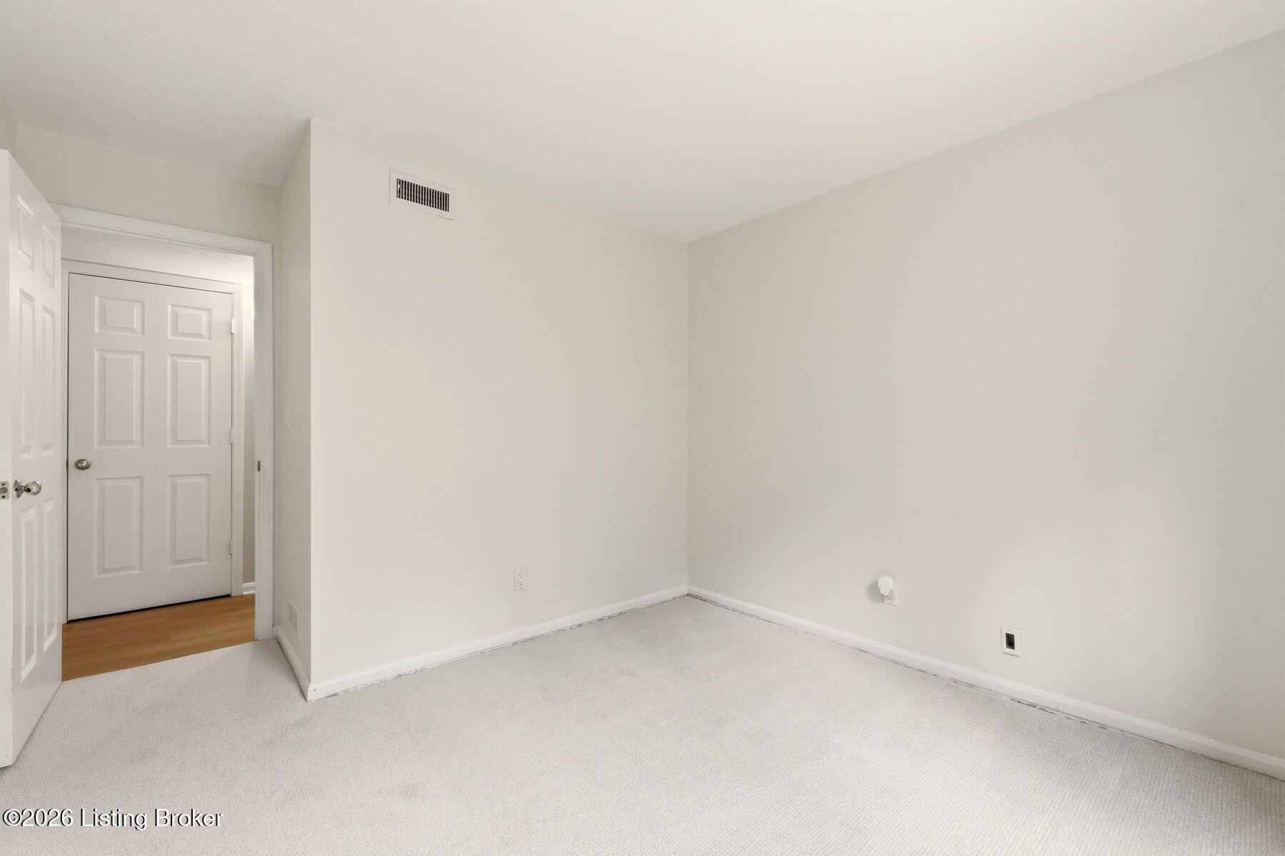 410 Mockingbird Valley Rd 4