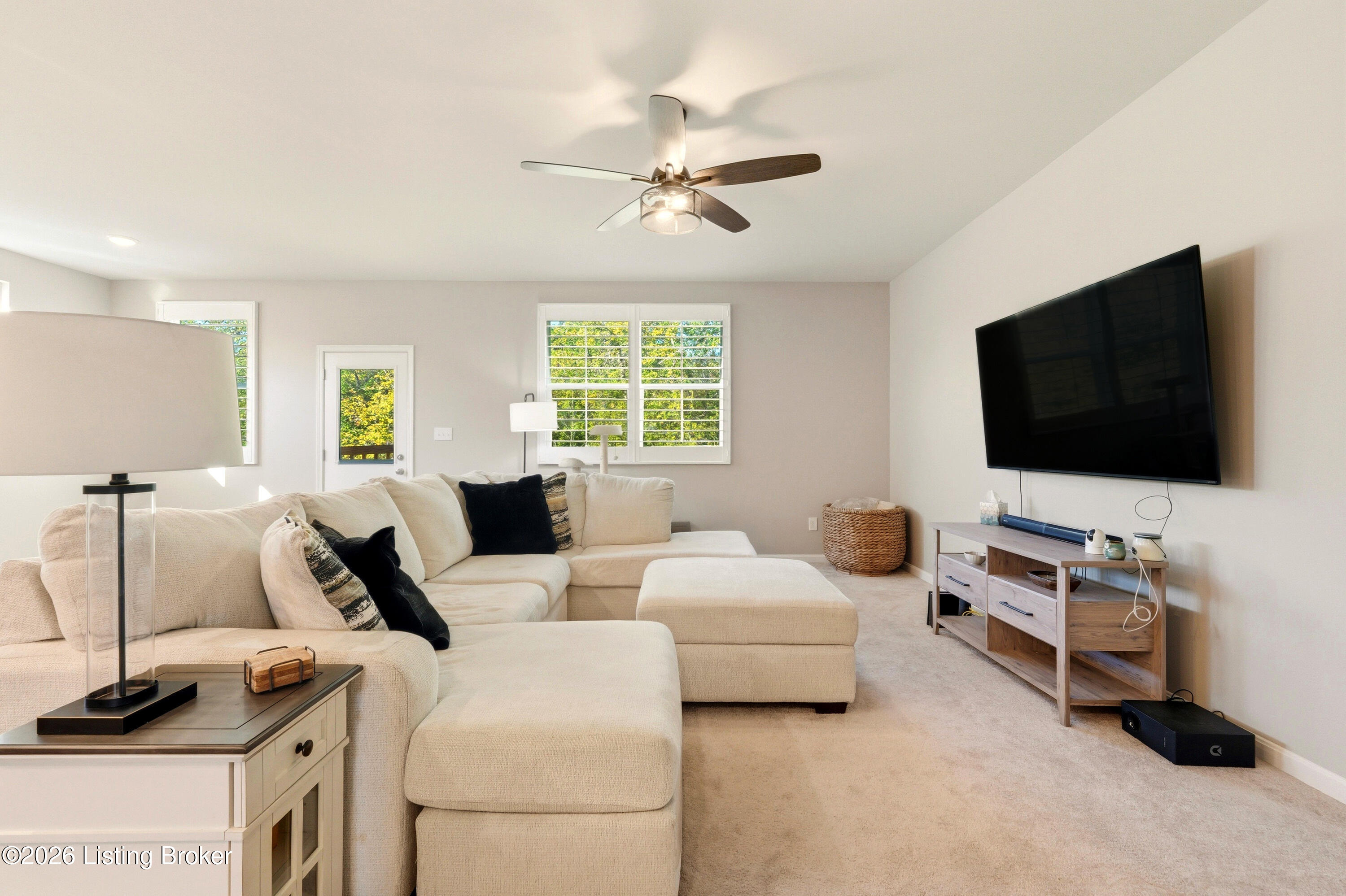 4009 Mosswood Ln