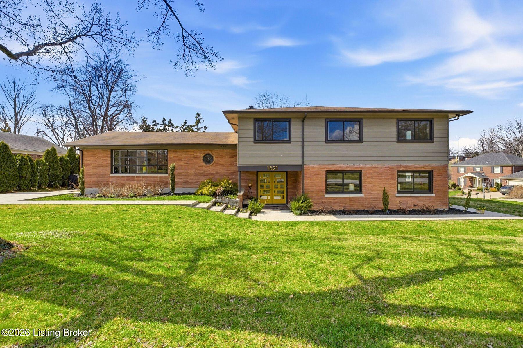 1821 Tyler Ln