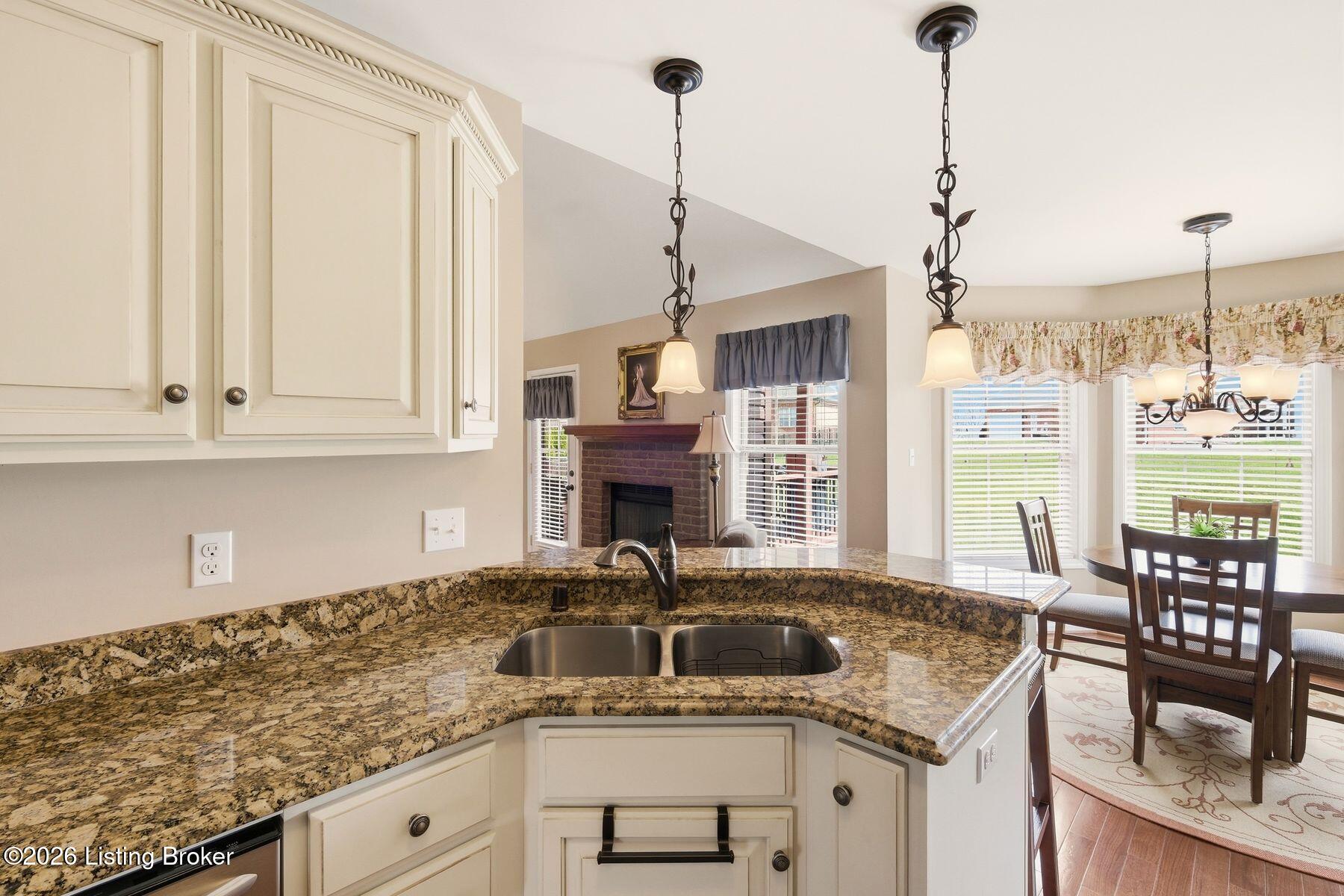 1013 Old Mill Village Dr