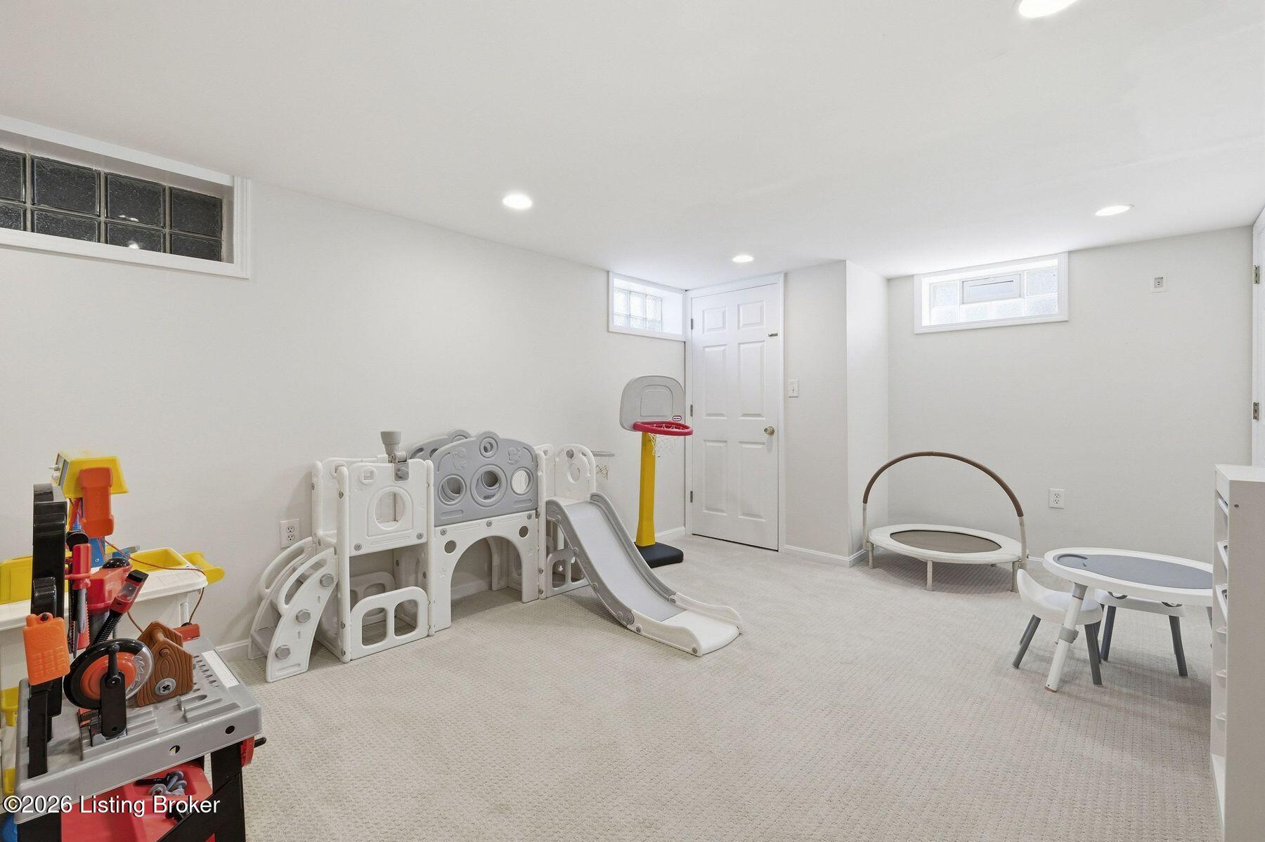 503 Cornell Pl