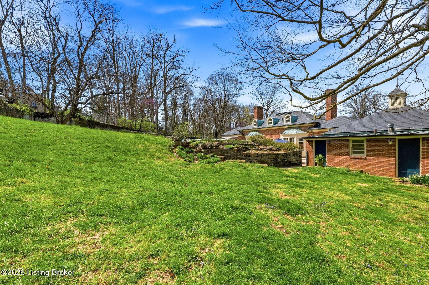 1802 Park Boundary Rd