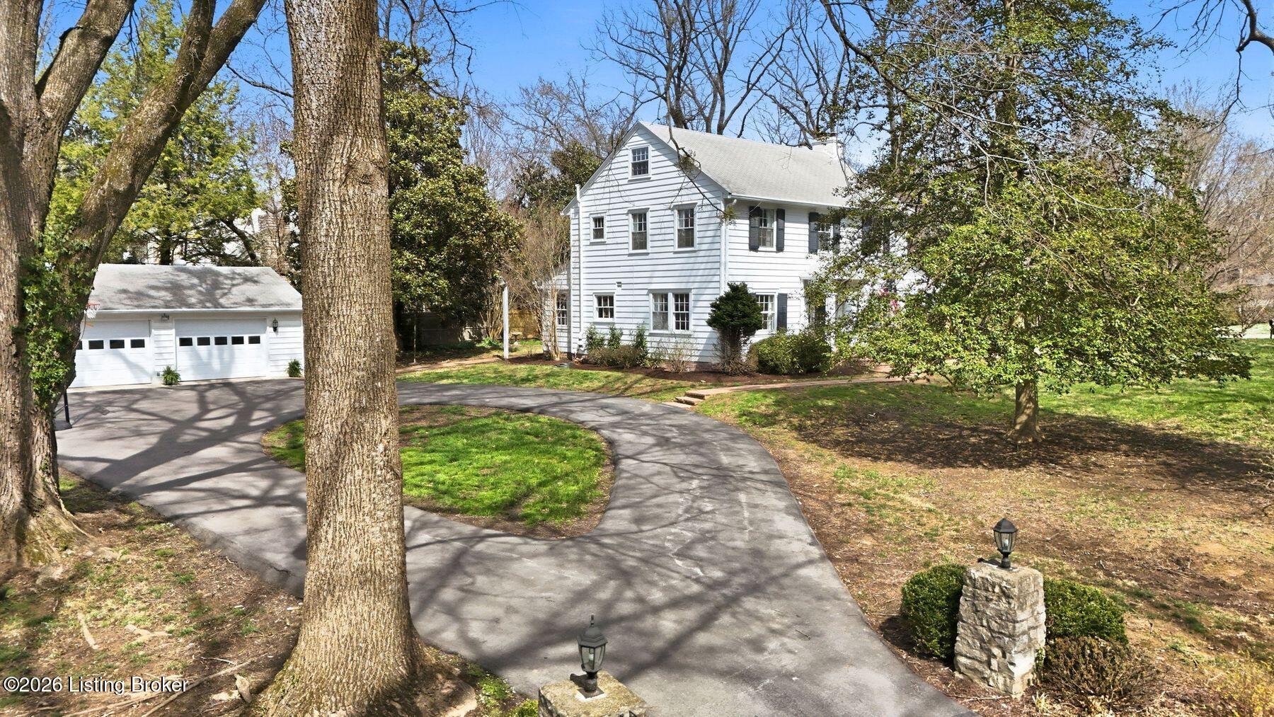 12107 Locust Ln