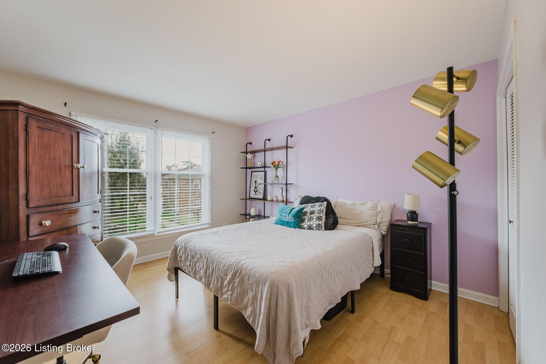 4701 Salisbury Square 104