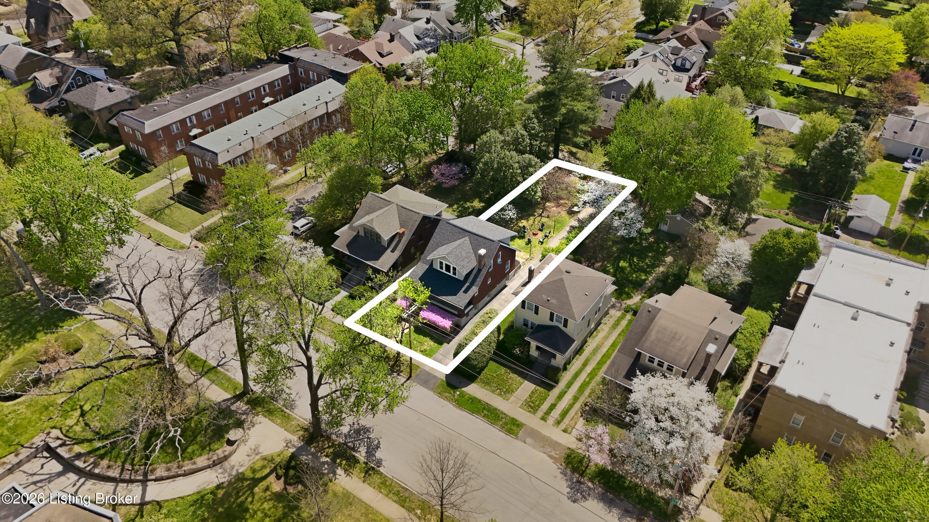 2322 Woodbourne Ave