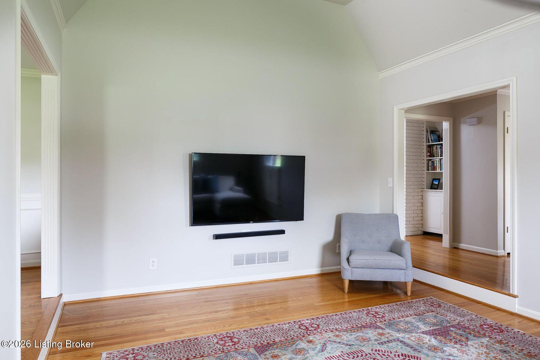 3208 Brownsboro Vista Dr