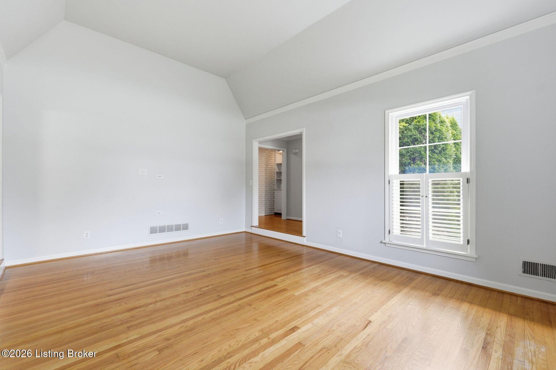 3208 Brownsboro Vista Dr