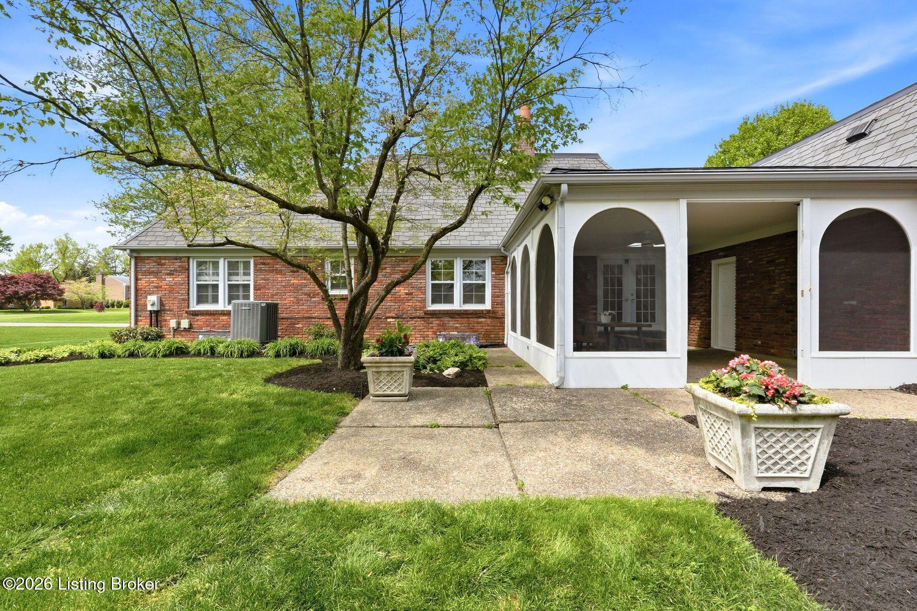 3208 Brownsboro Vista Dr