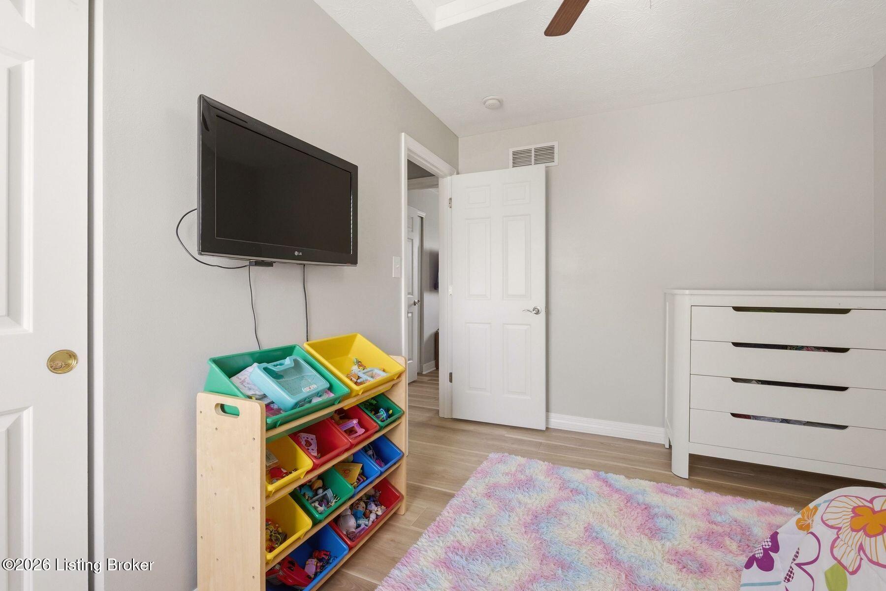 11903 Stable Springs Dr