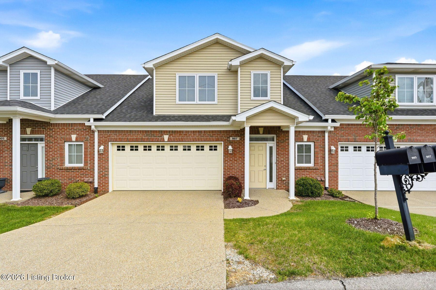 907 S English Station Rd