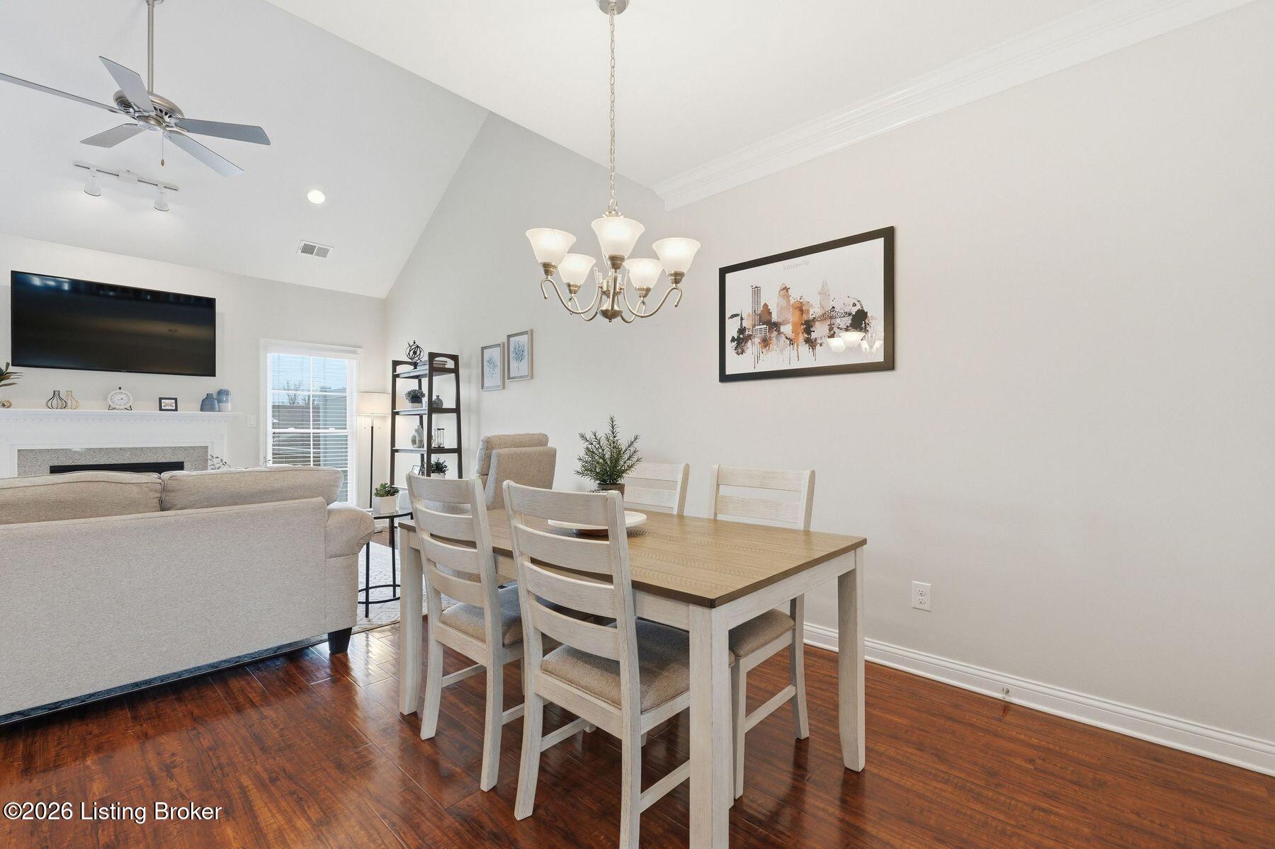 907 S English Station Rd