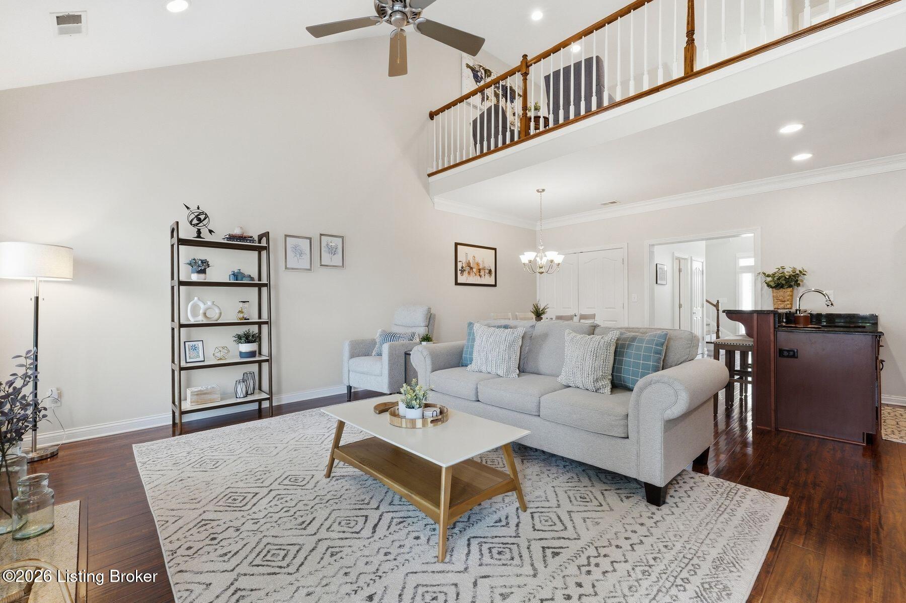 907 S English Station Rd