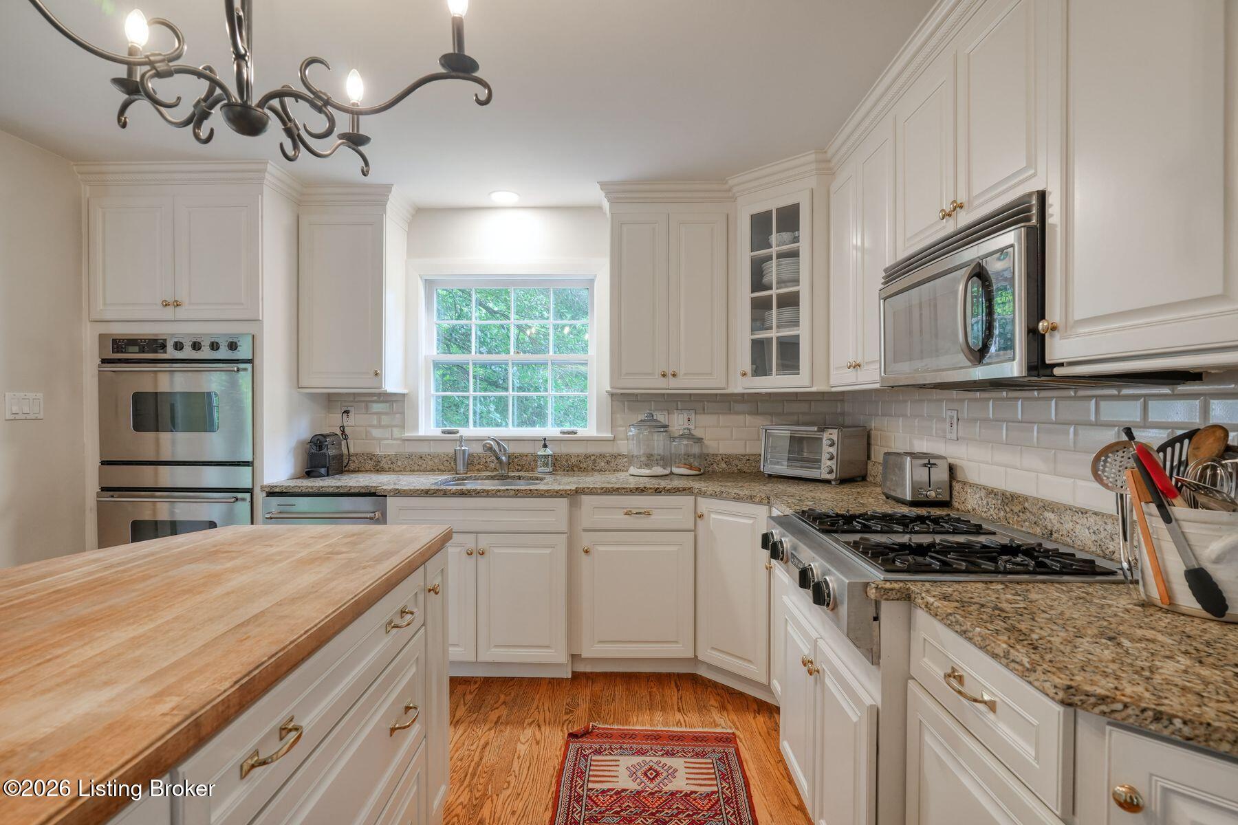 12 Westwind Rd