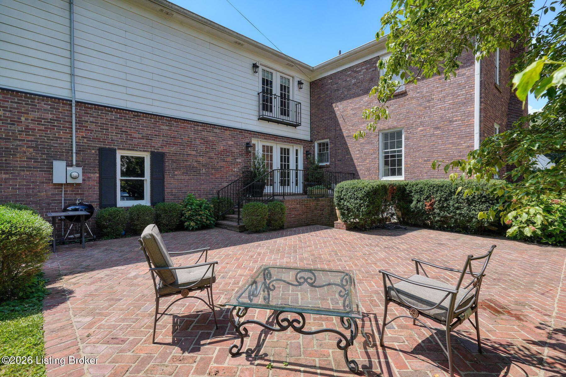 12 Westwind Rd