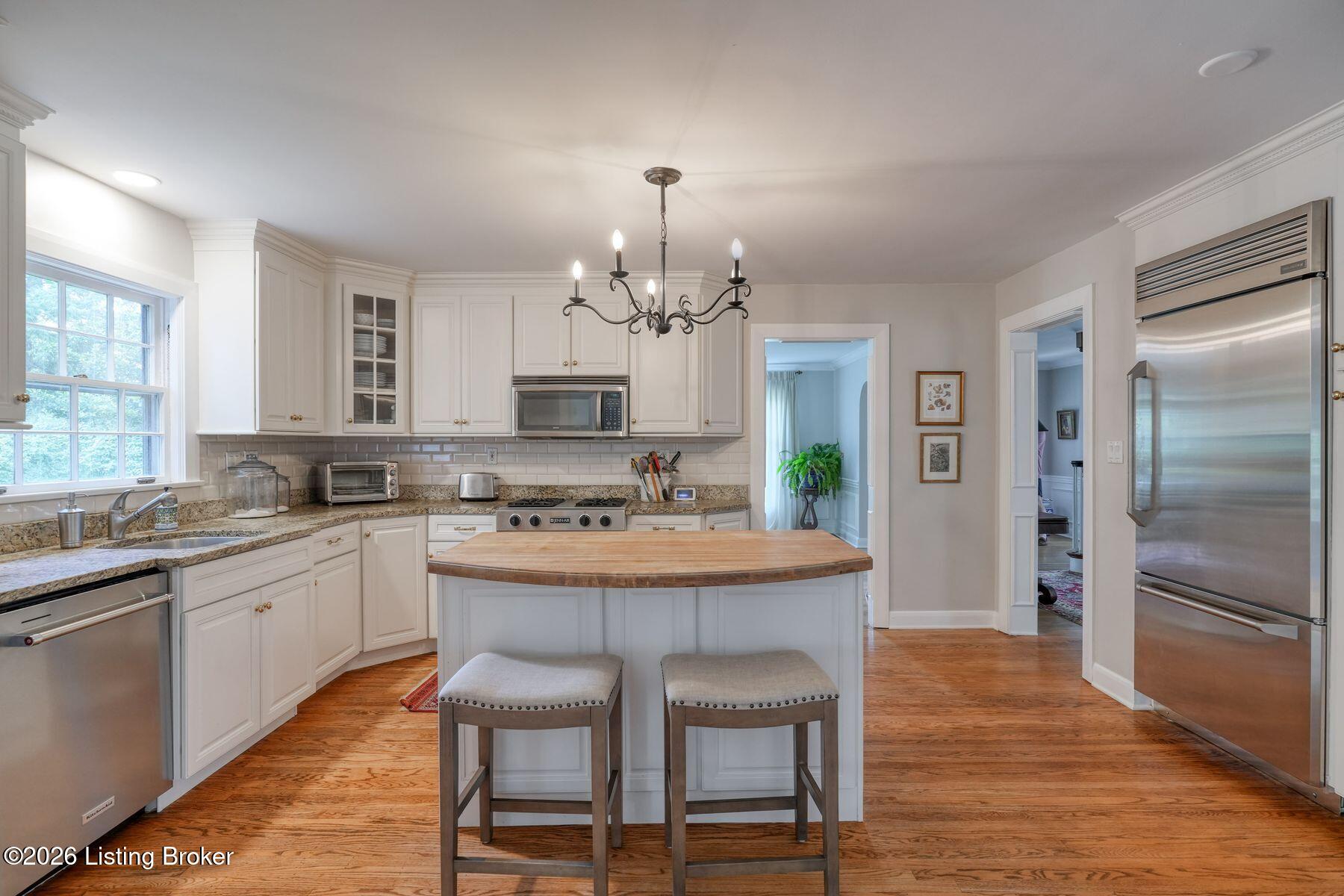 12 Westwind Rd