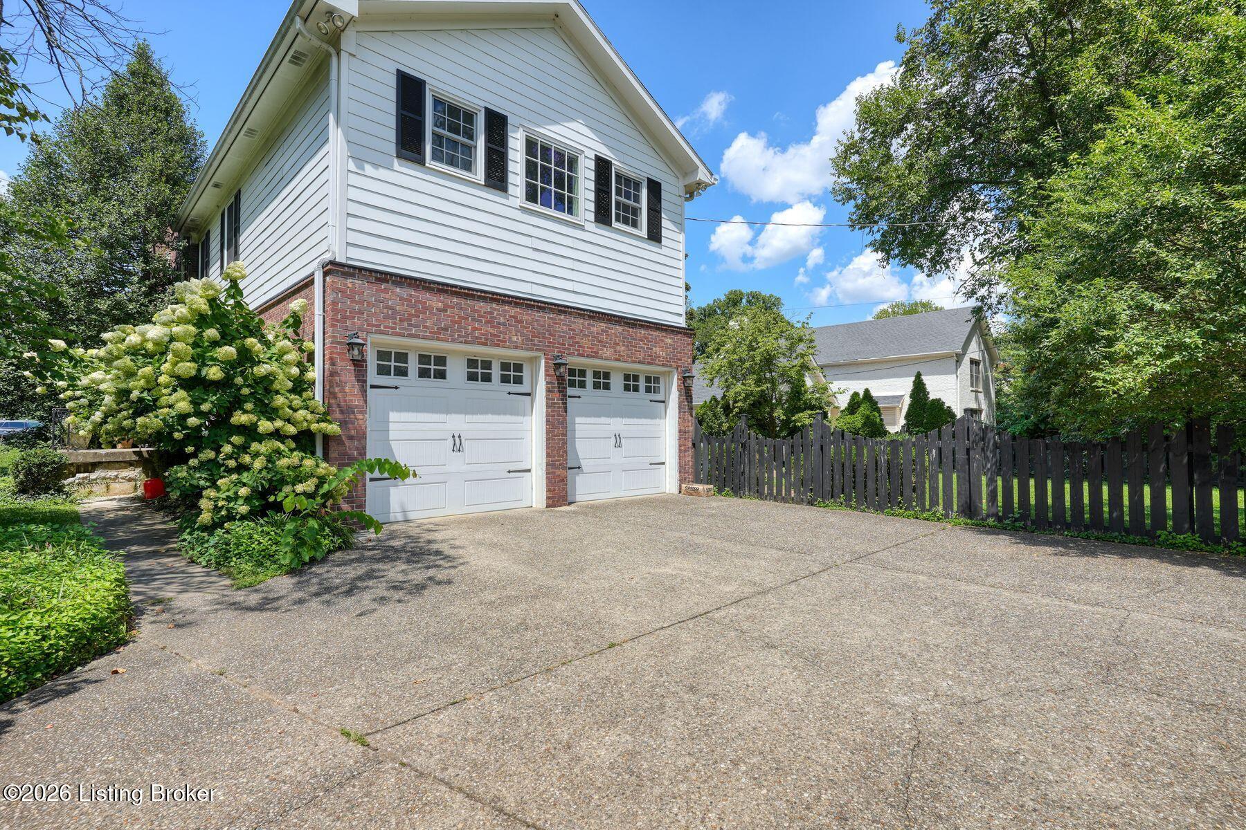 12 Westwind Rd