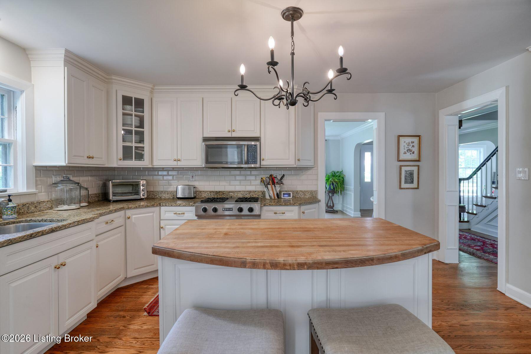 12 Westwind Rd
