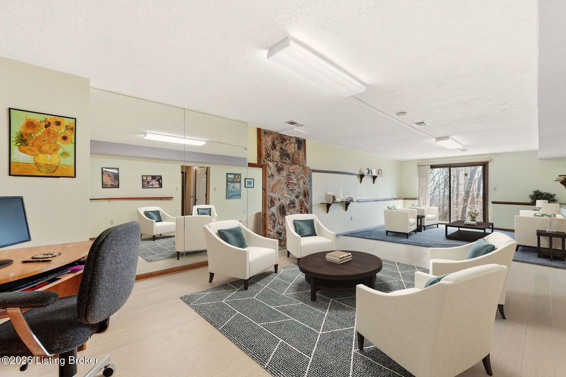 1703 Timber Trace