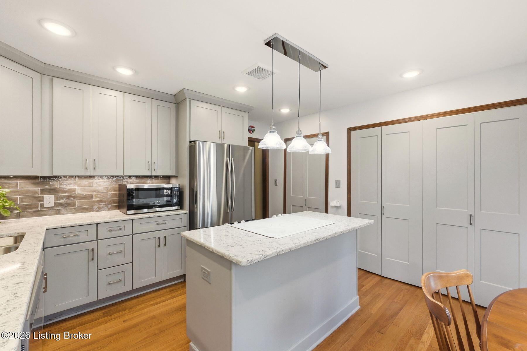1703 Timber Trace