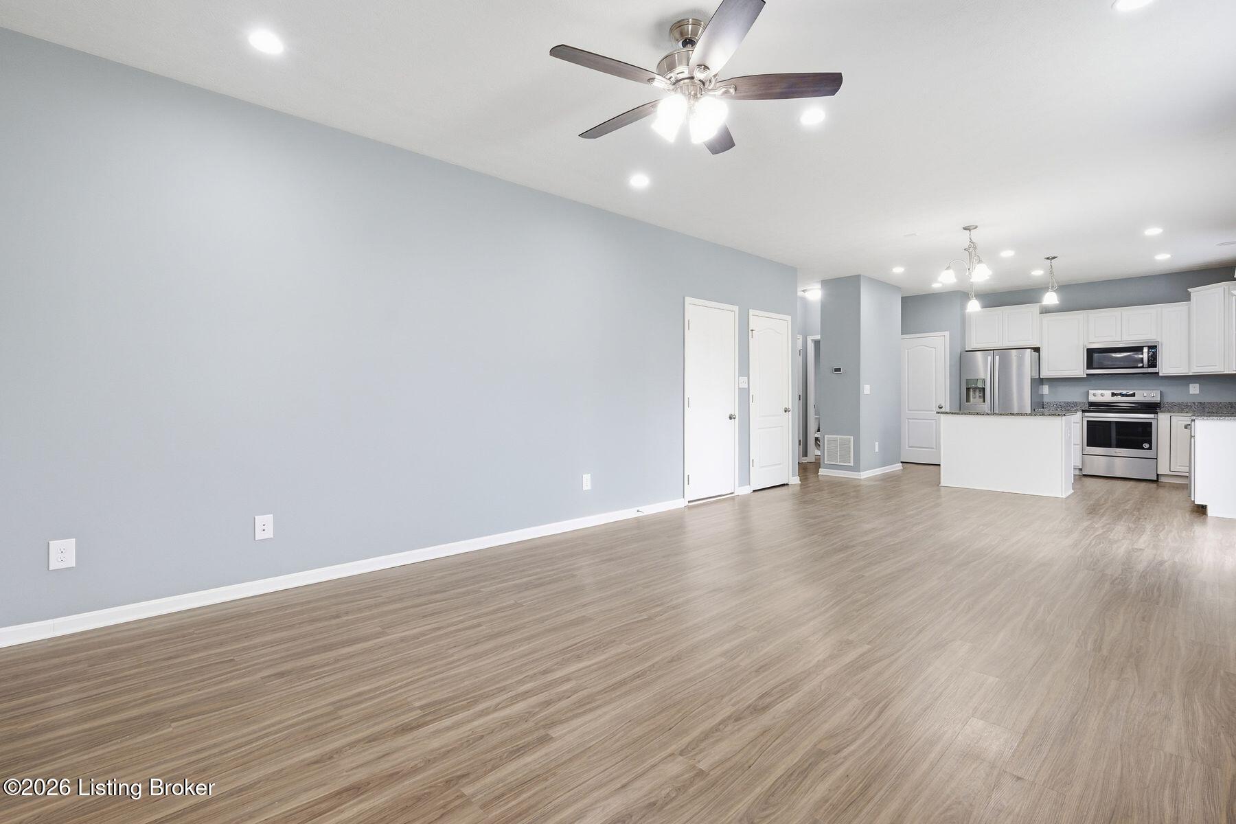 12052 Parkview Trace Dr