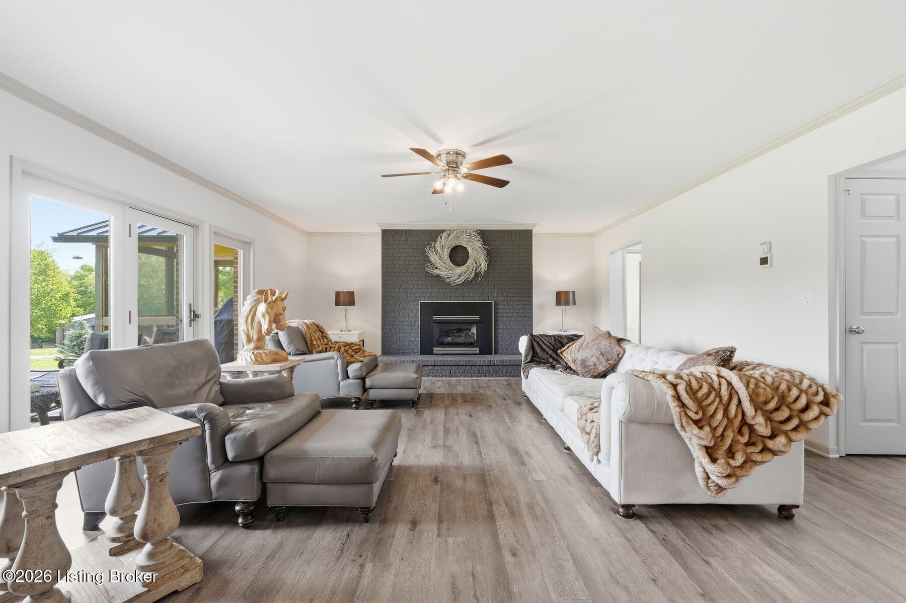 1701 Acorn Ln