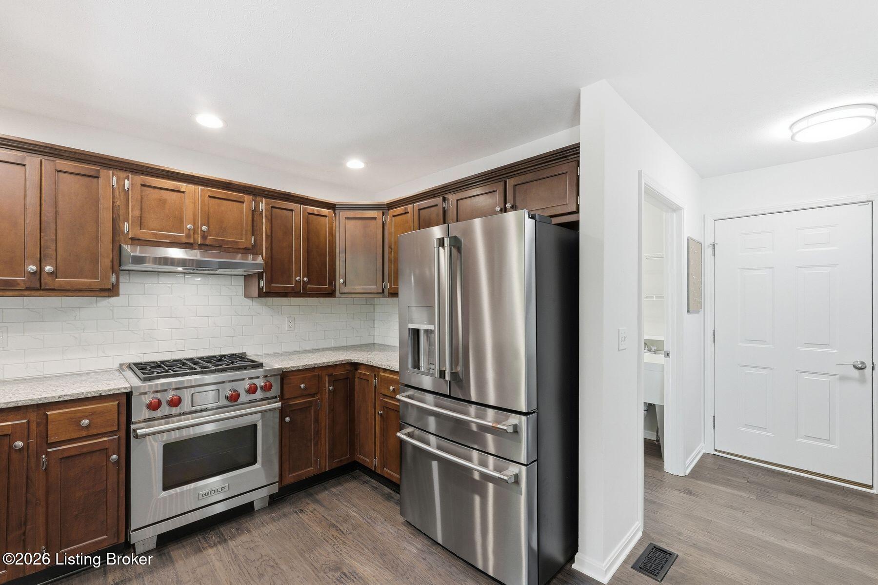 1118 Crosstimbers Dr