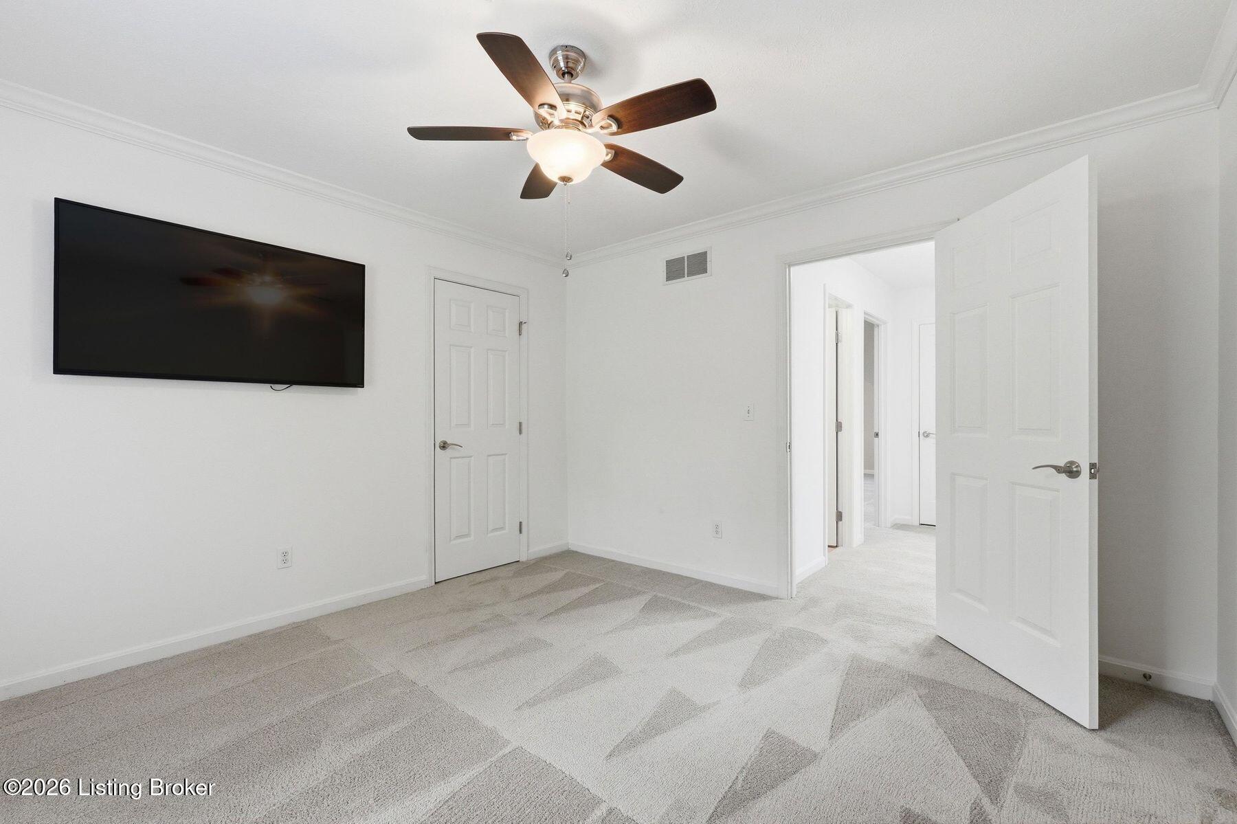 1118 Crosstimbers Dr