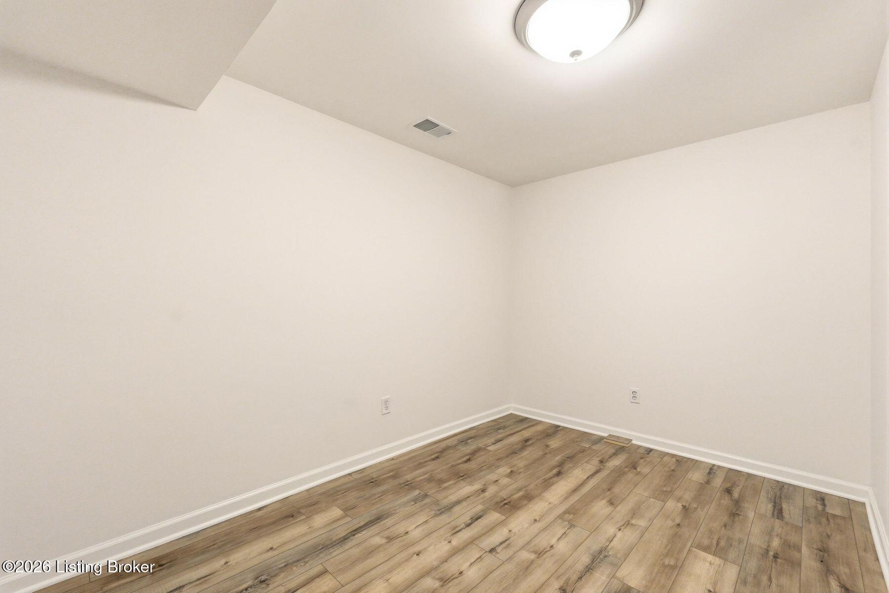 1118 Crosstimbers Dr
