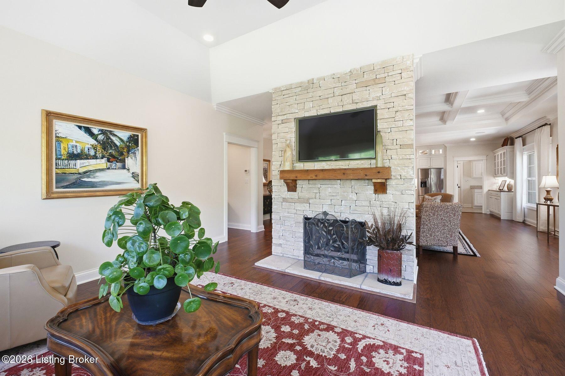 301 Maple Valley Rd