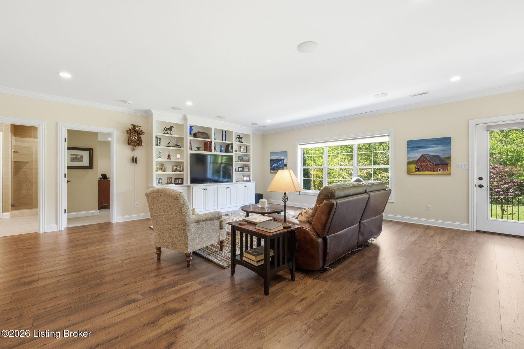301 Maple Valley Rd