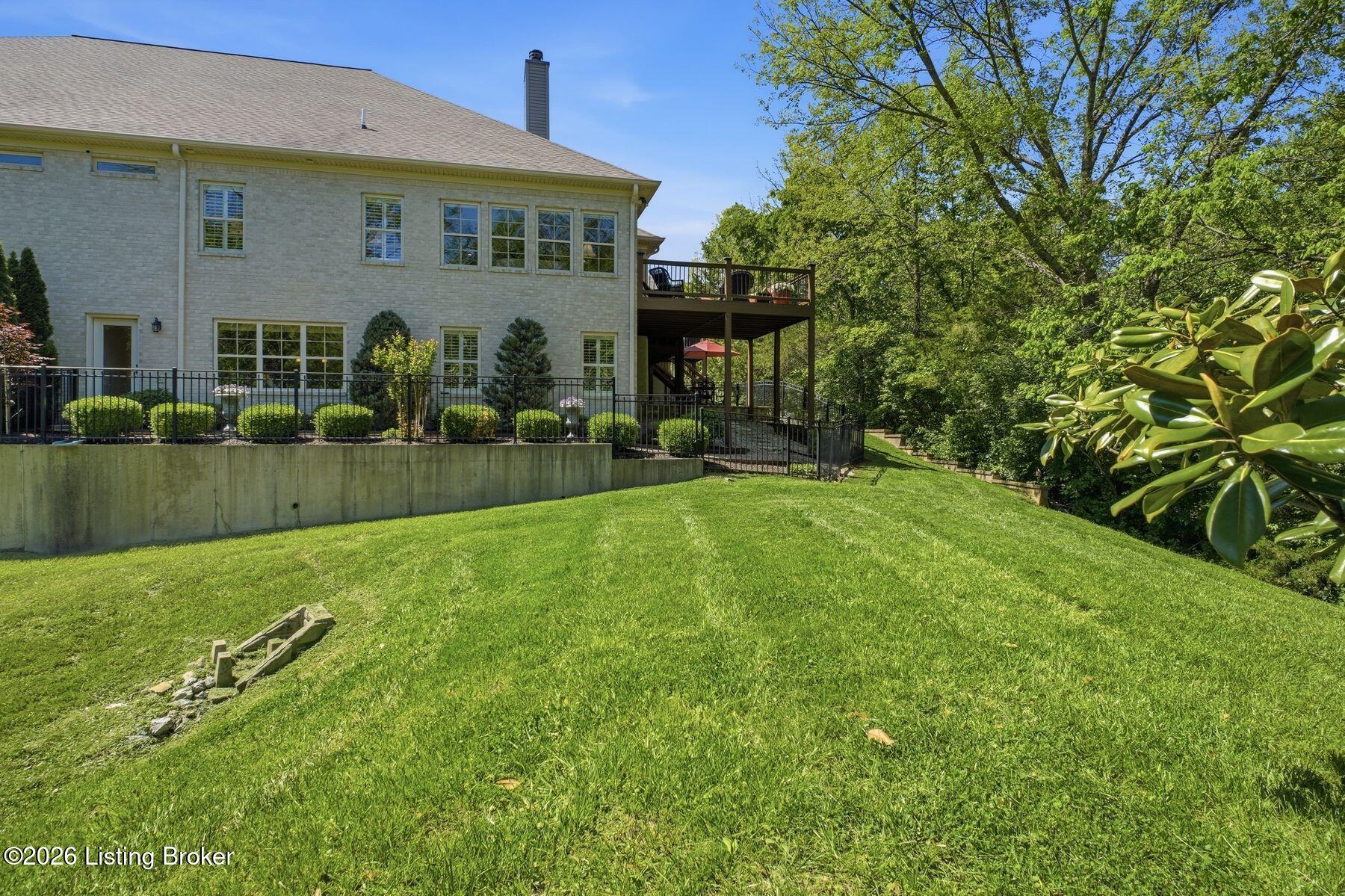 301 Maple Valley Rd