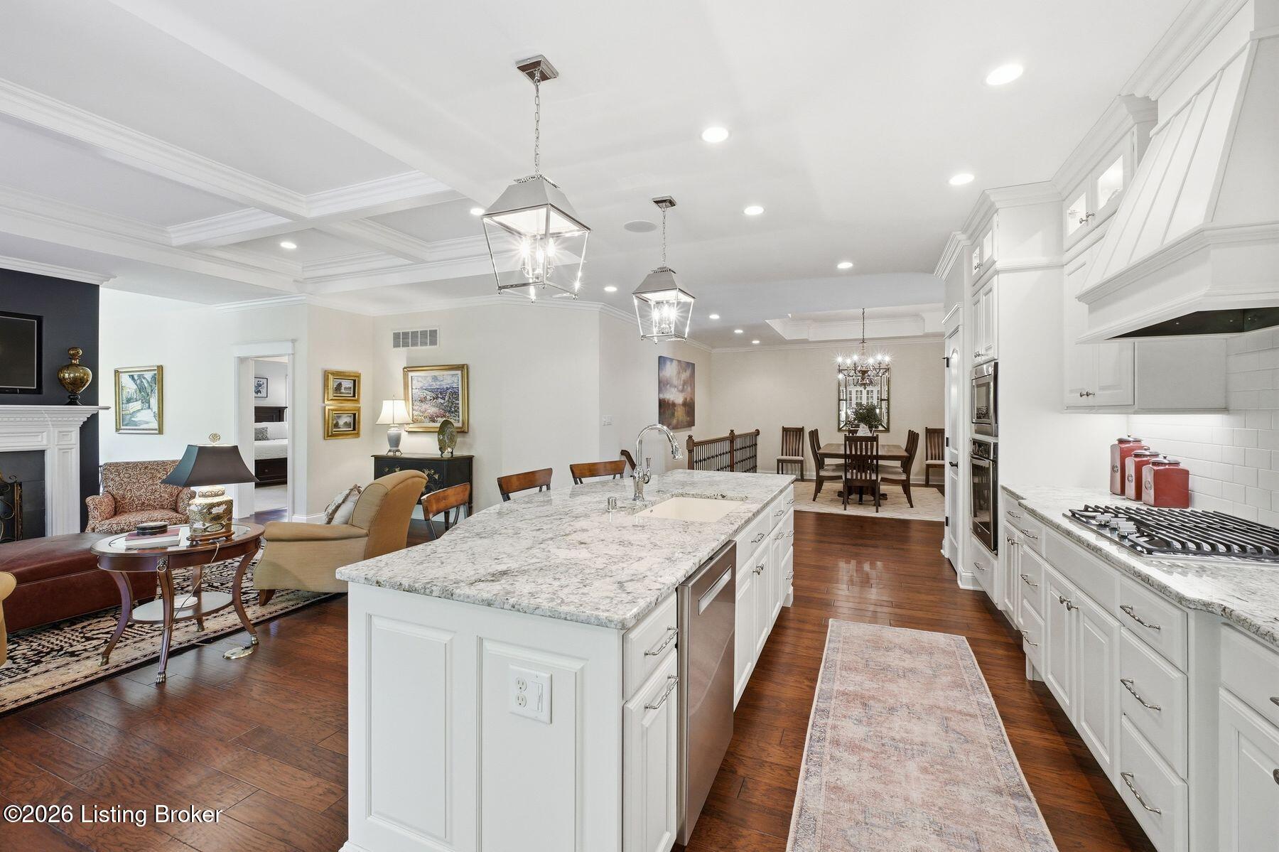 301 Maple Valley Rd