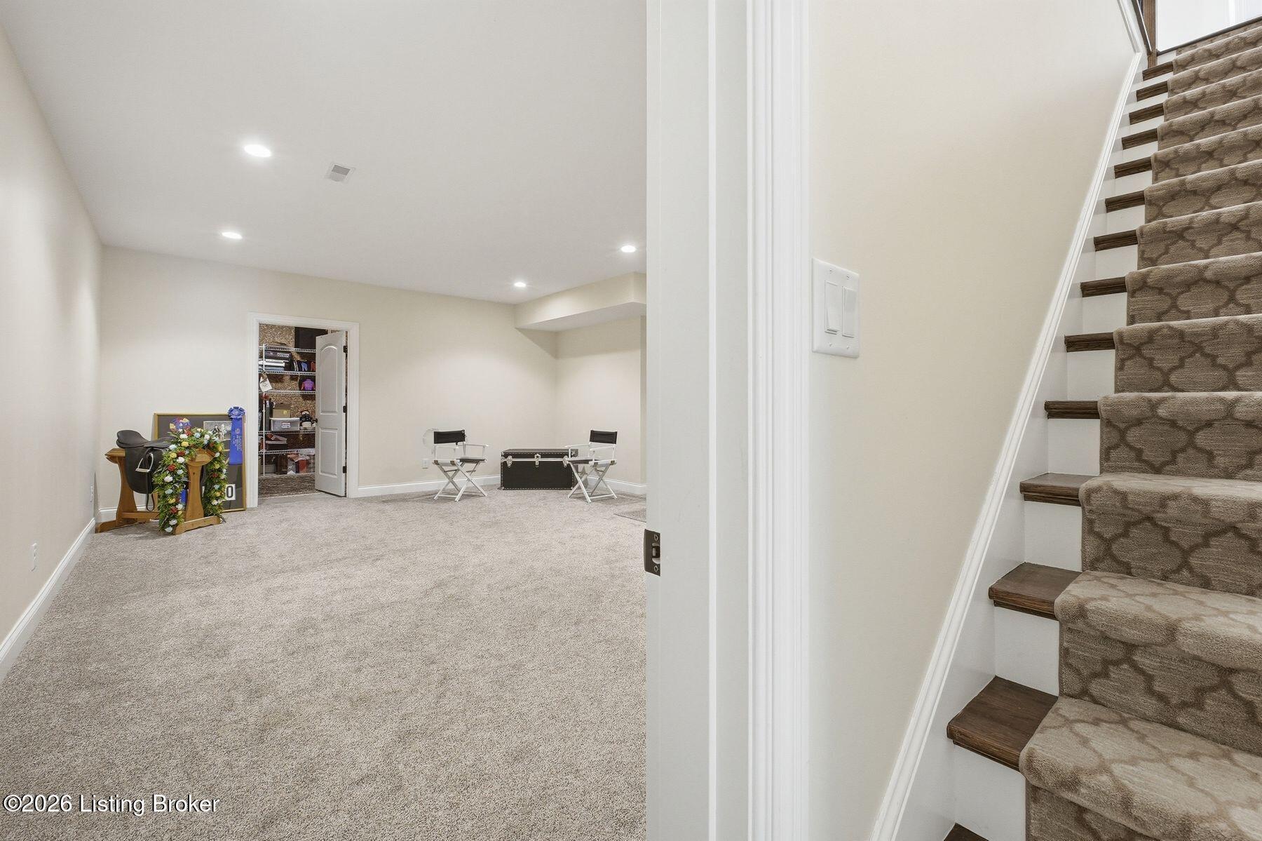 301 Maple Valley Rd