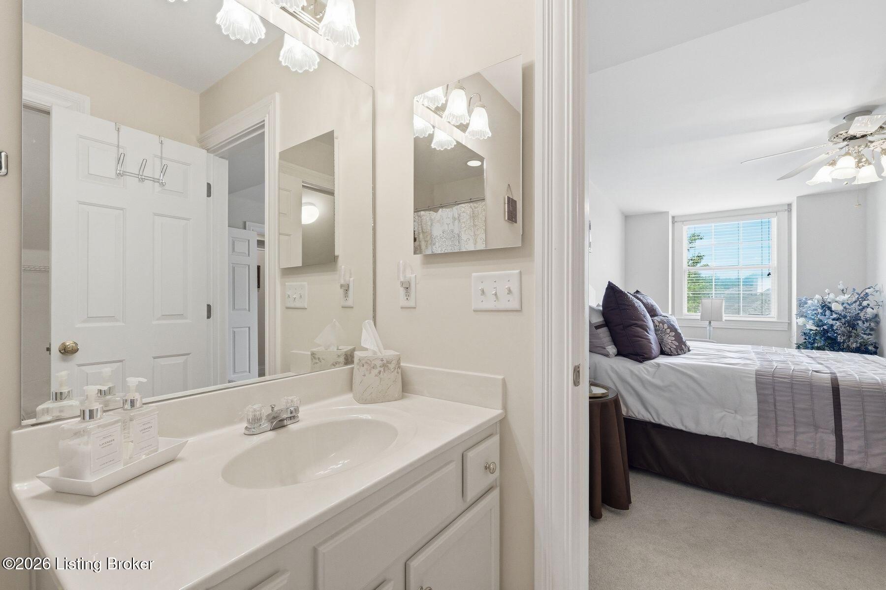 3823 Spring Arbor Dr