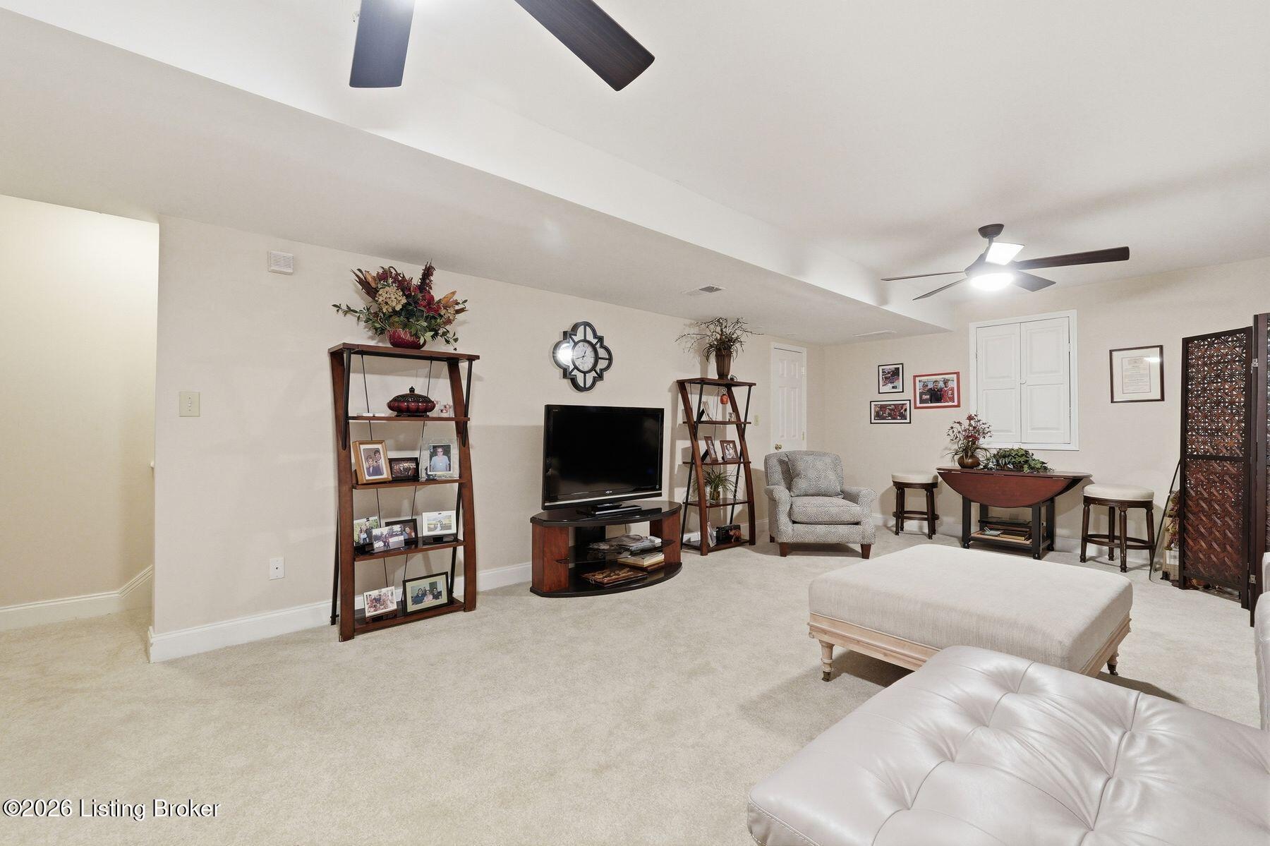 3823 Spring Arbor Dr
