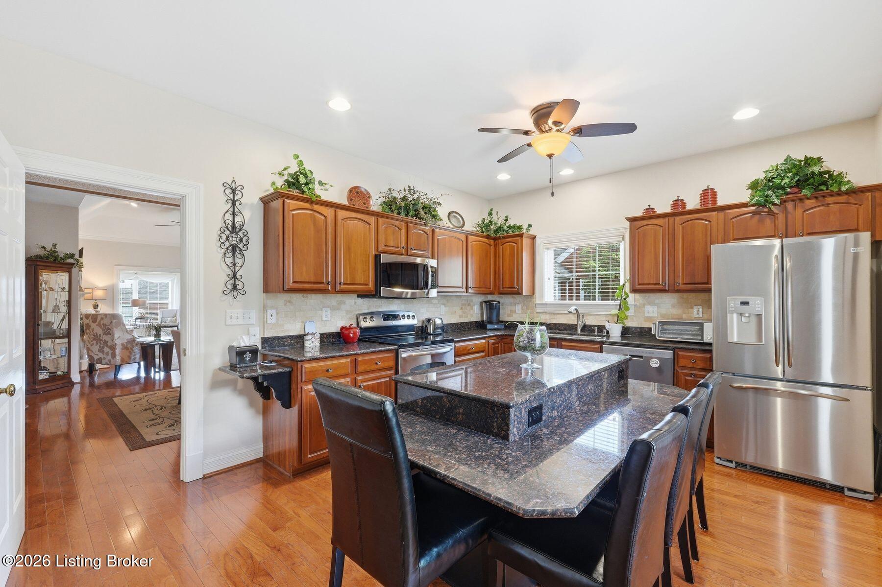 3823 Spring Arbor Dr