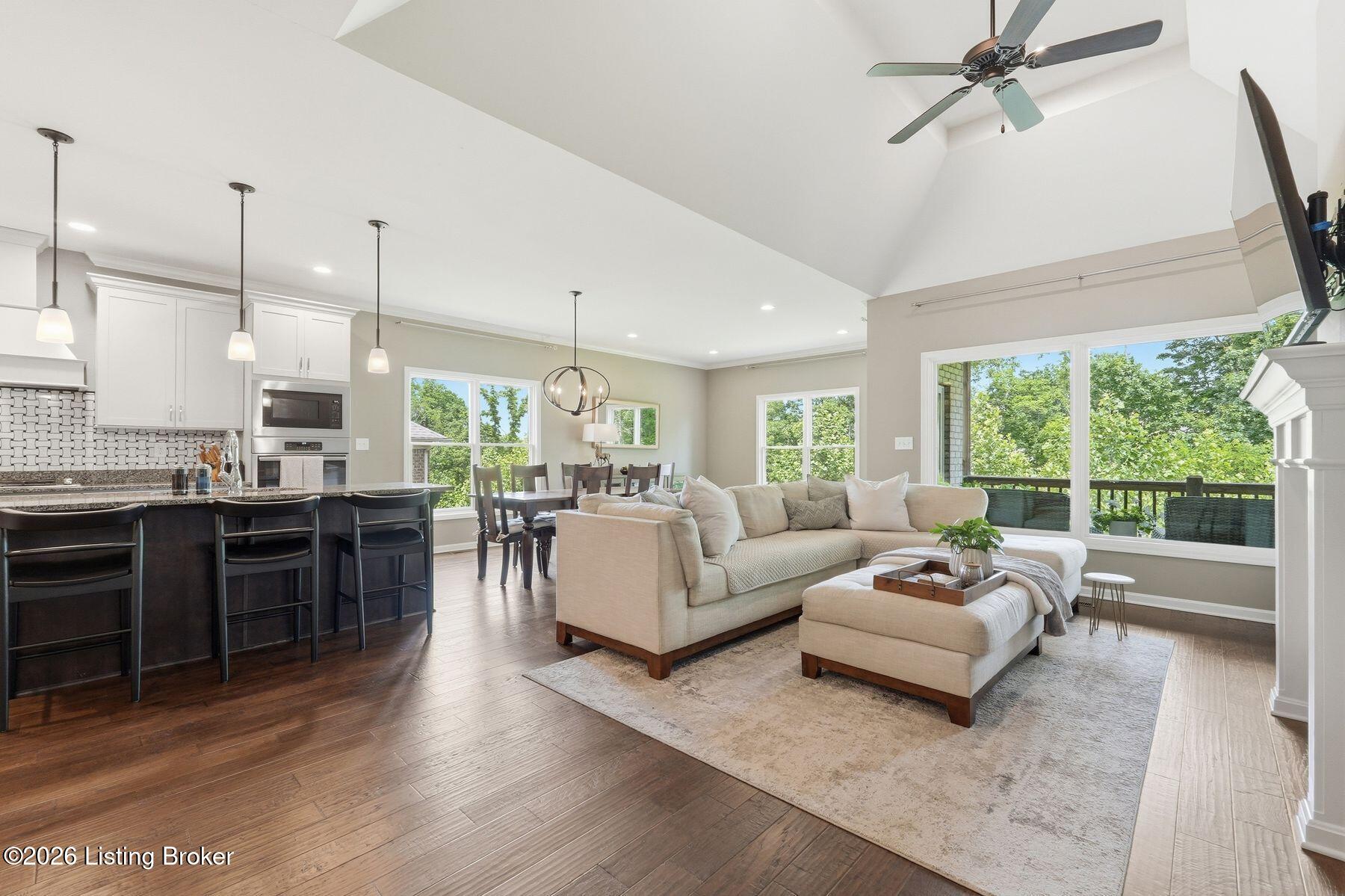 2405 Irish Bend Ct