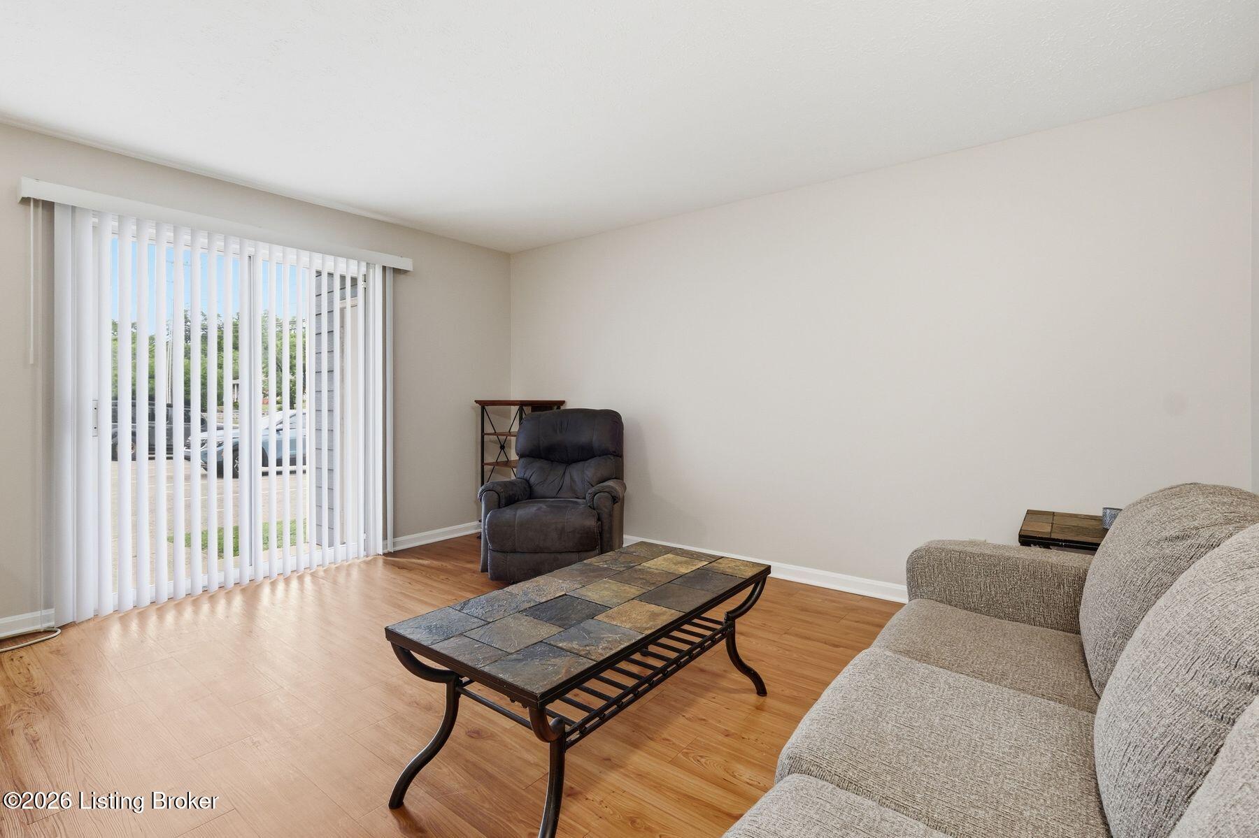 2738 Brownsboro Rd 1