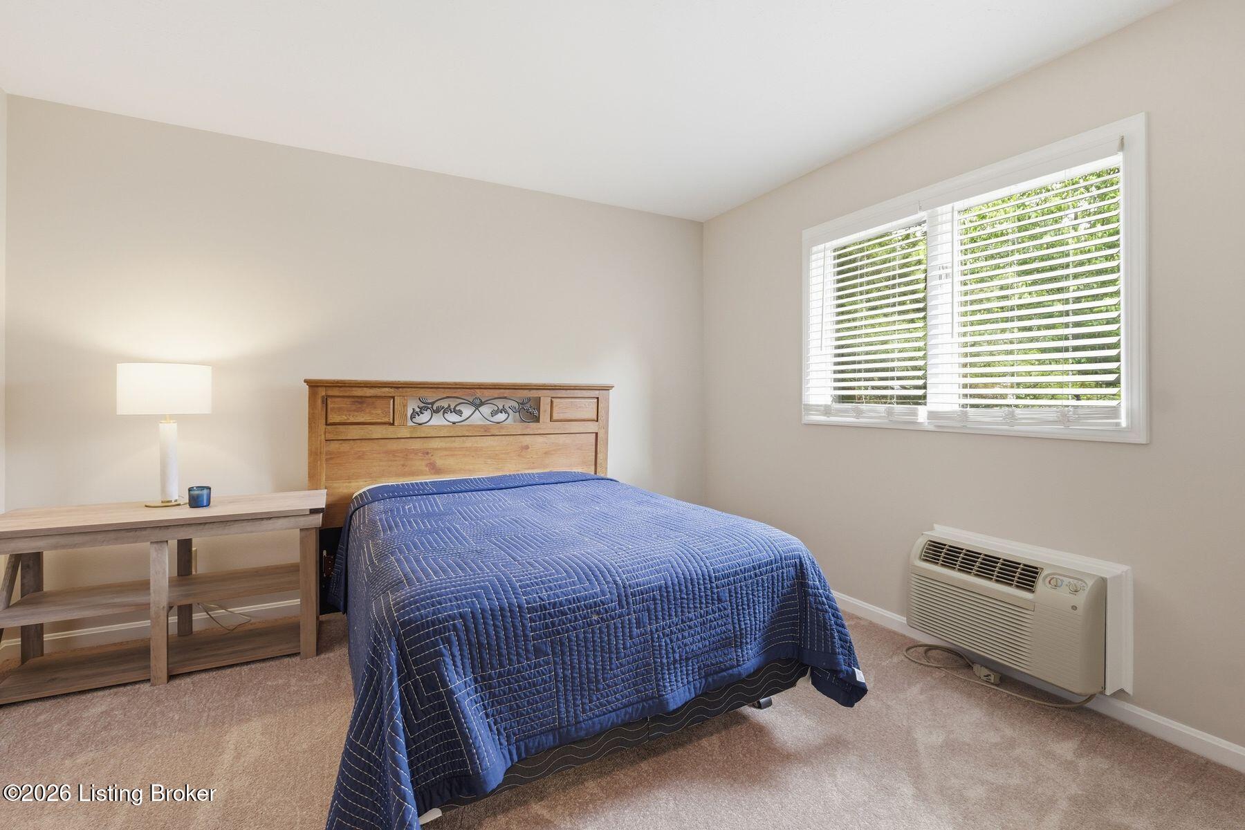 2738 Brownsboro Rd 1