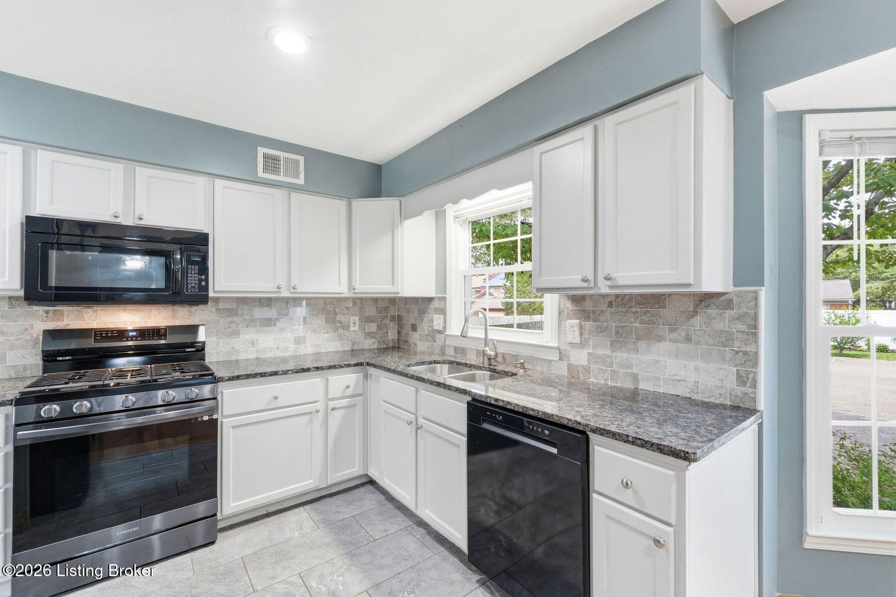 529 Nottingham Pkwy