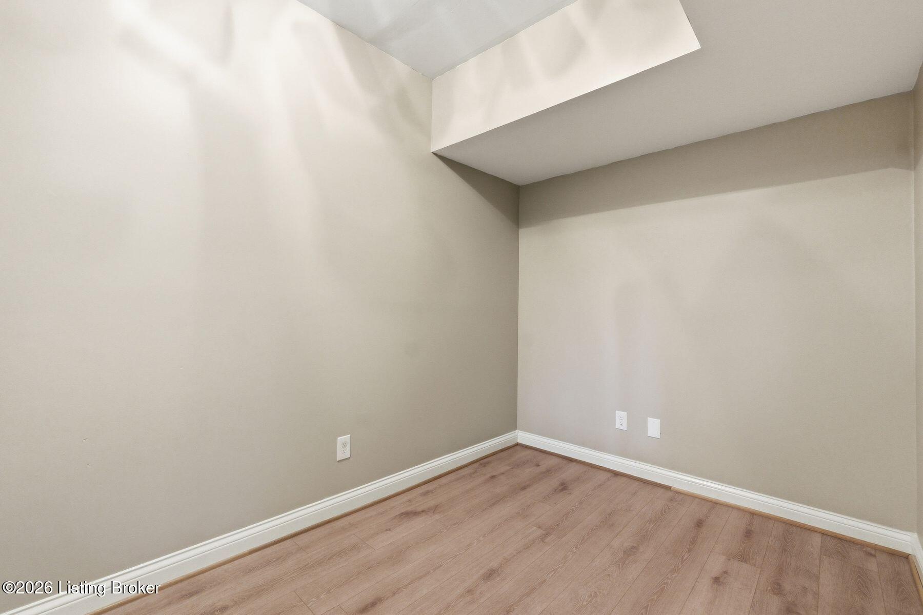 750 Zorn Ave 56