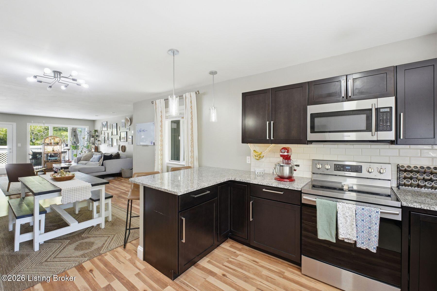 750 Zorn Ave 13