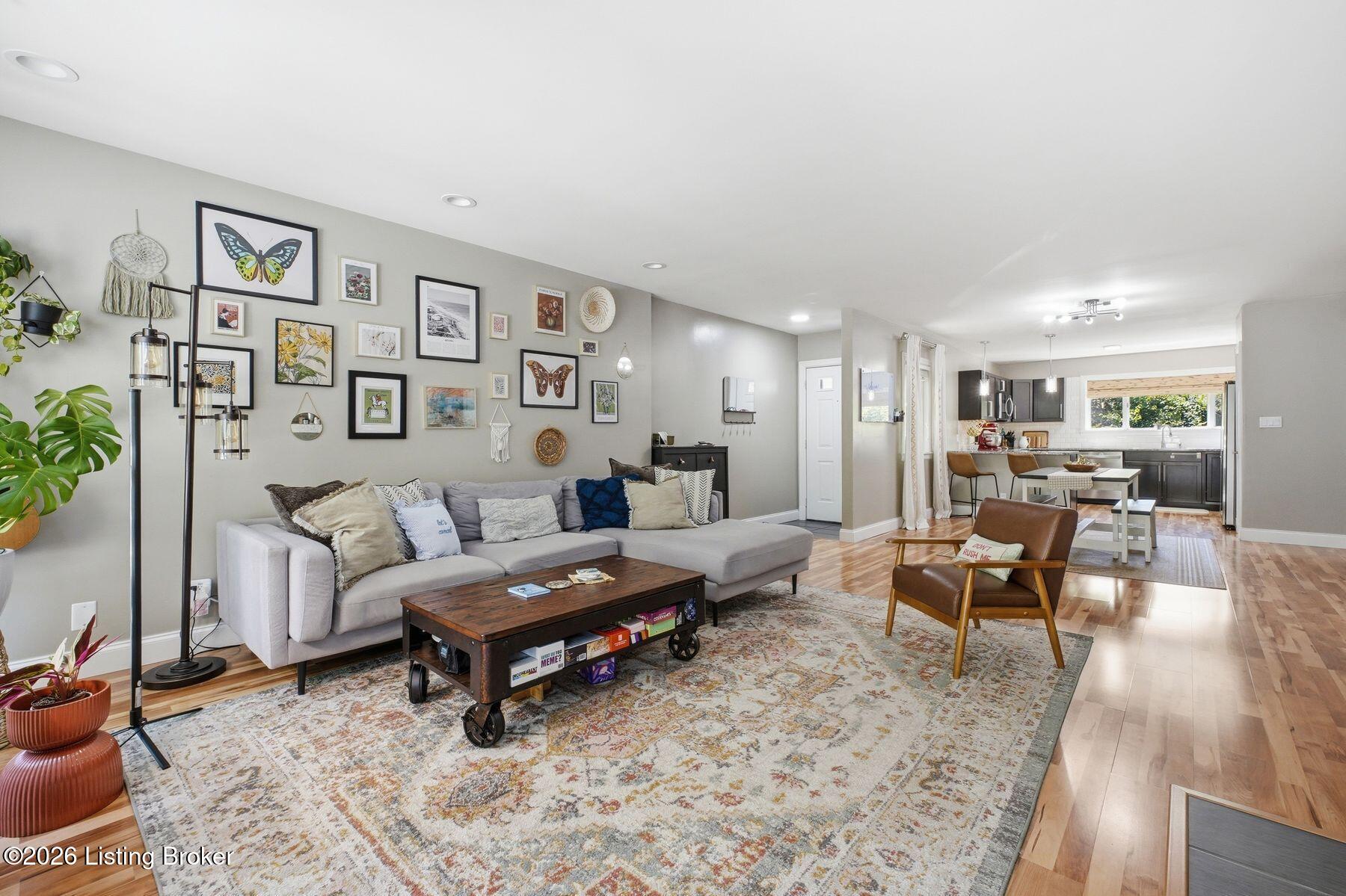 750 Zorn Ave 13