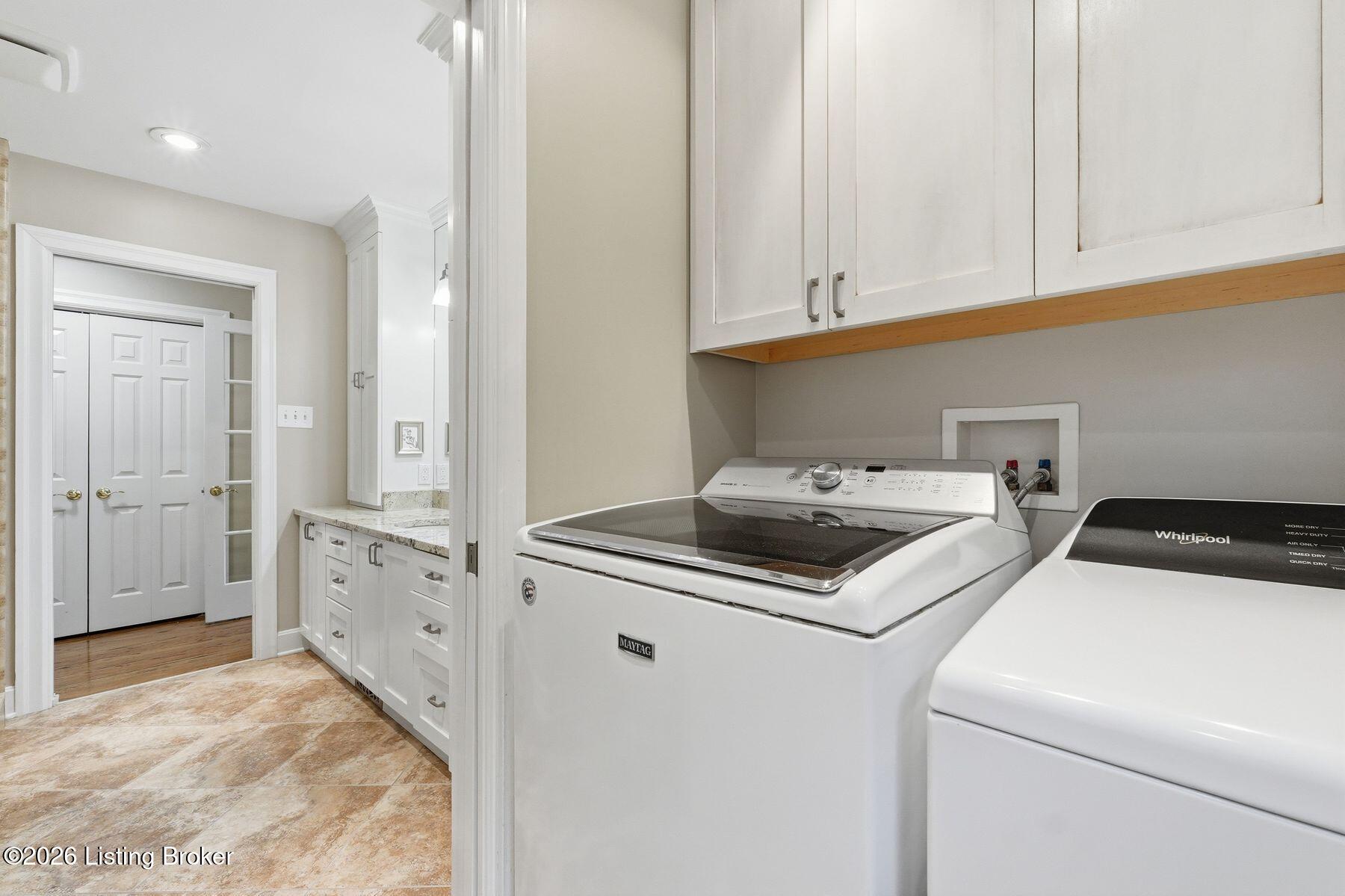 5103 Moccasin Ct