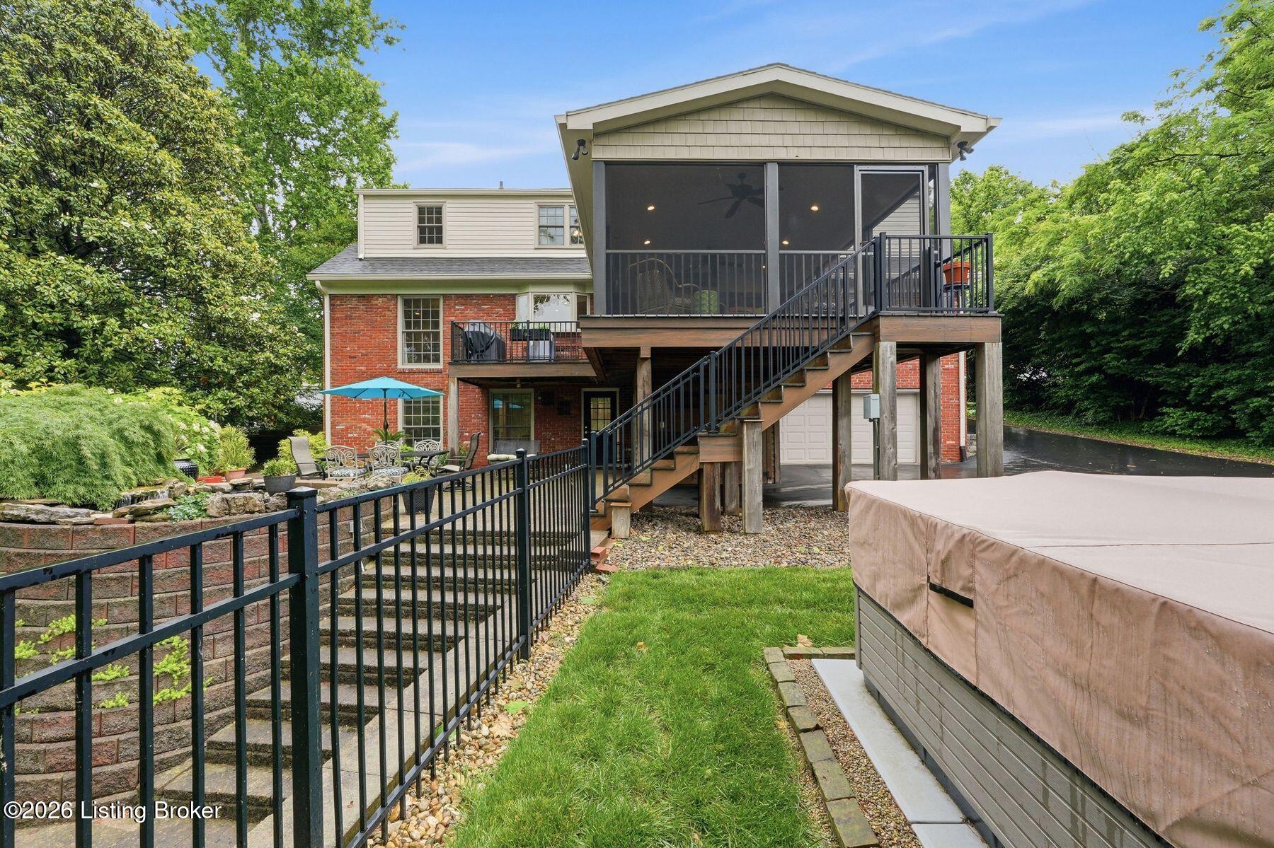 5103 Moccasin Ct