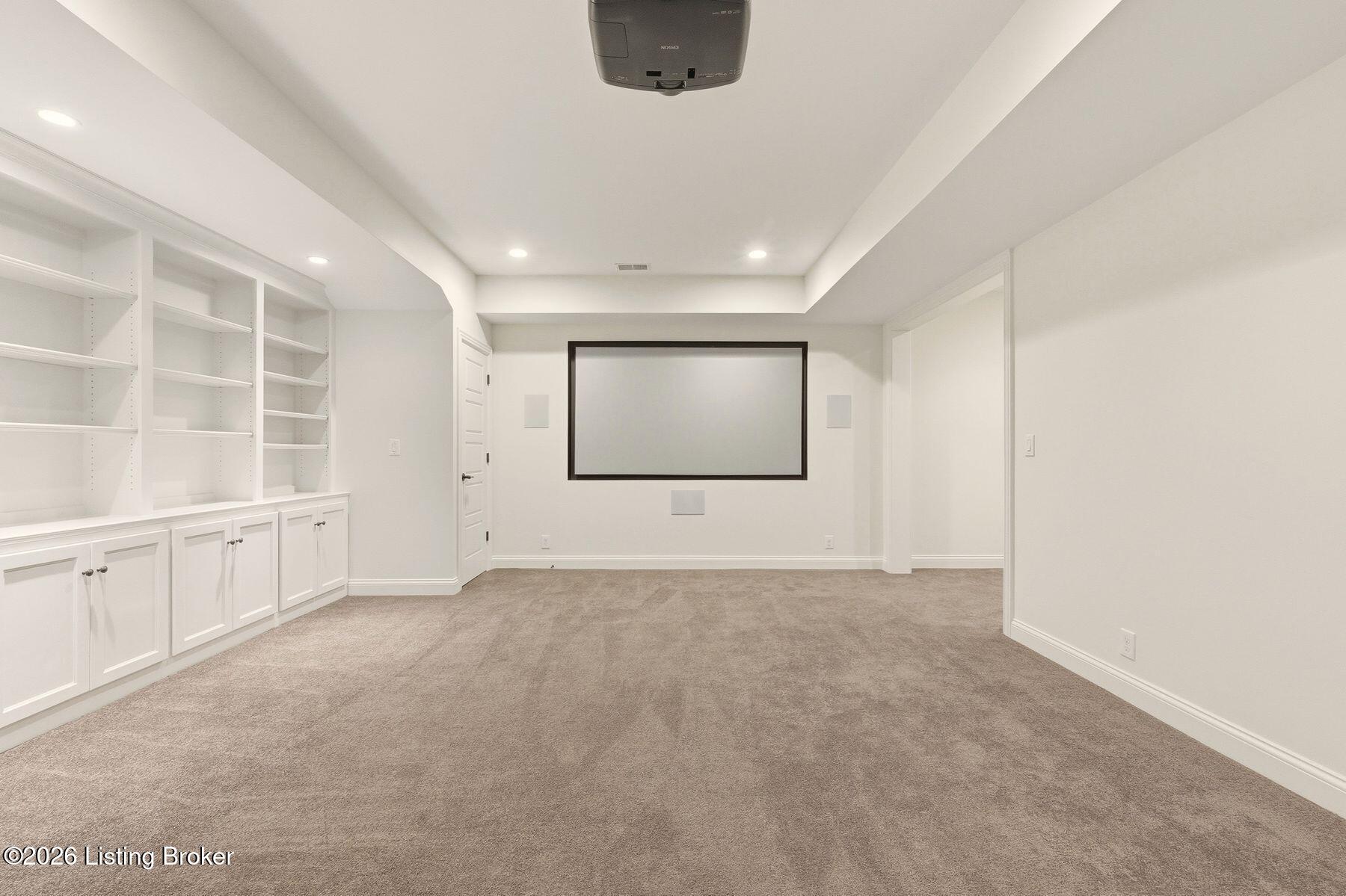 8808 Featherbell Blvd
