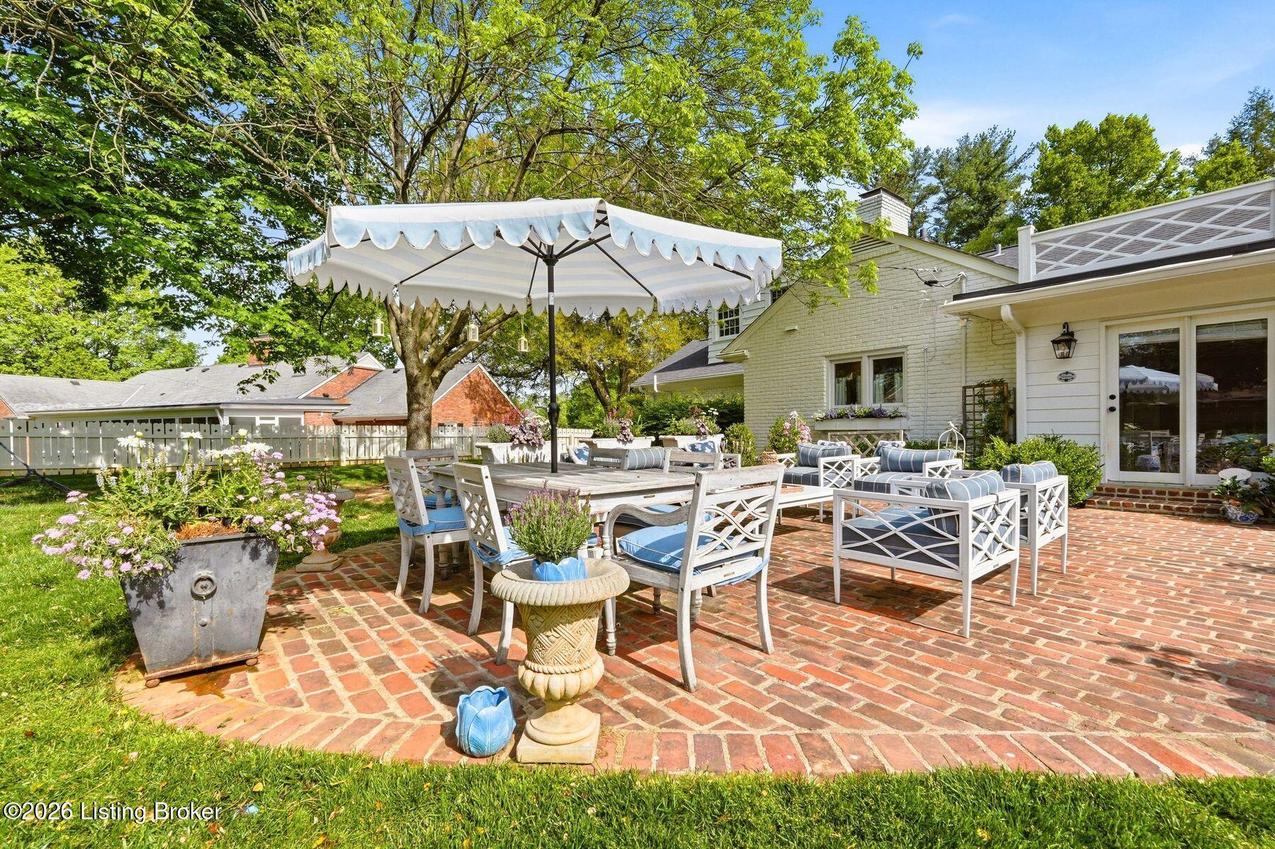 506 Jarvis Ln