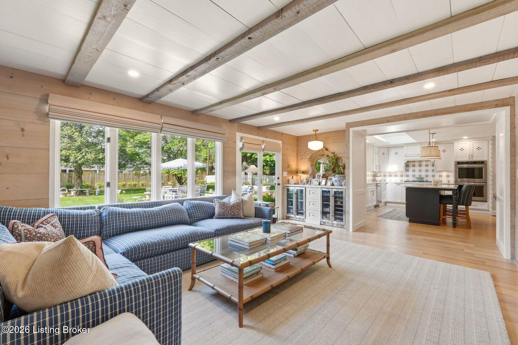 506 Jarvis Ln